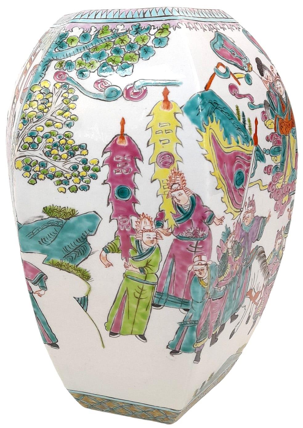 A Superb Antique Chinese Octagonal Famille Rose Canton Vase with Wonderfully Painted Court Scenes in - Image 4 of 8