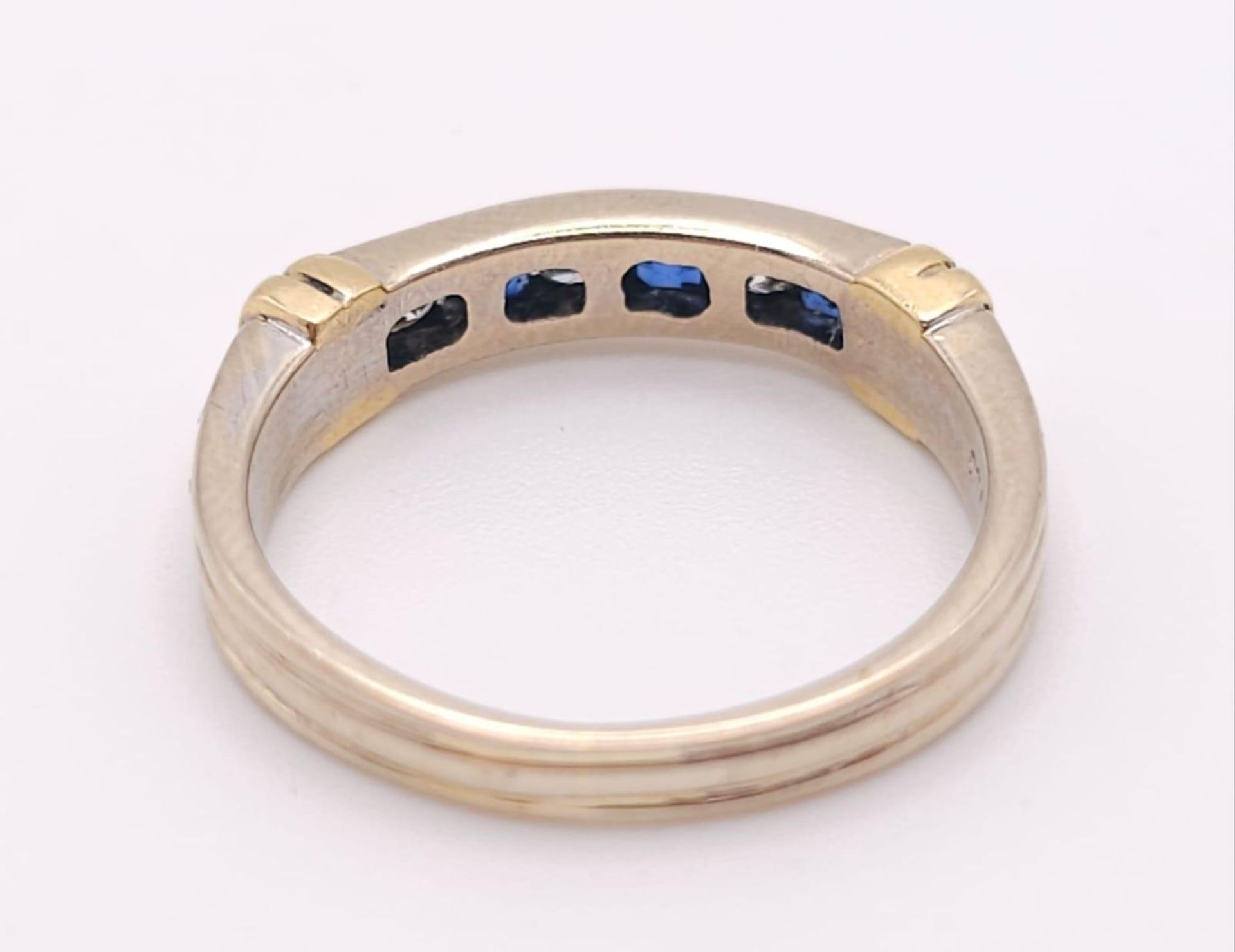 An 18 K yellow gold ring with alternating blue sapphires and diamonds. Size: K, weight: 3.2 g. - Image 8 of 13