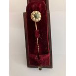 Antique GOLD TIE PIN Set with AGATE and PEARLS. Complete with original case. 2.5 grams.