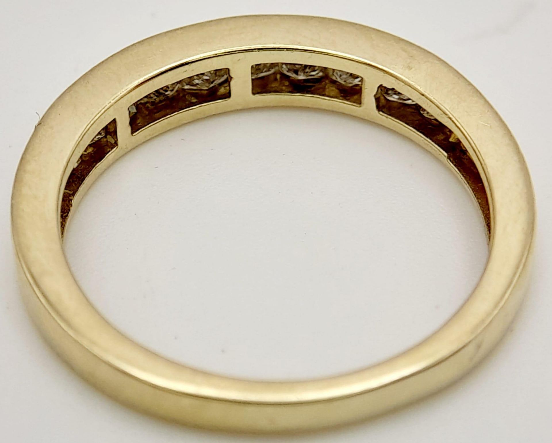 A 9K Yellow Gold Diamond Set Half Eternity Ring. 0.40ctw, Size N, 2.5g total weight. Ref: 8419 - Image 4 of 7