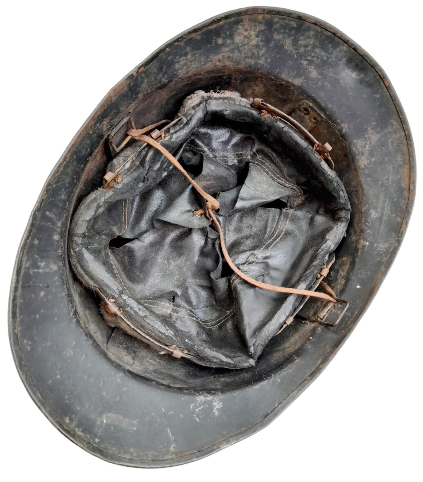 WW2 French Milice Helmet, A French political paramilitary organisation who fought to bring down - Image 5 of 5