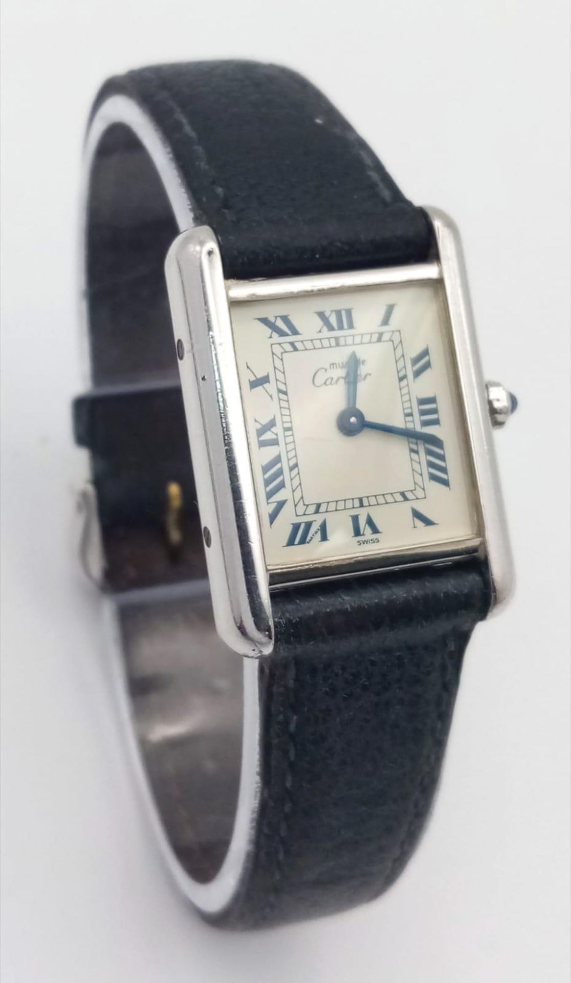 A Vintage Must de Cartier Tank Quartz Ladies Watch. Black leather strap. 925 silver case - 21mm.