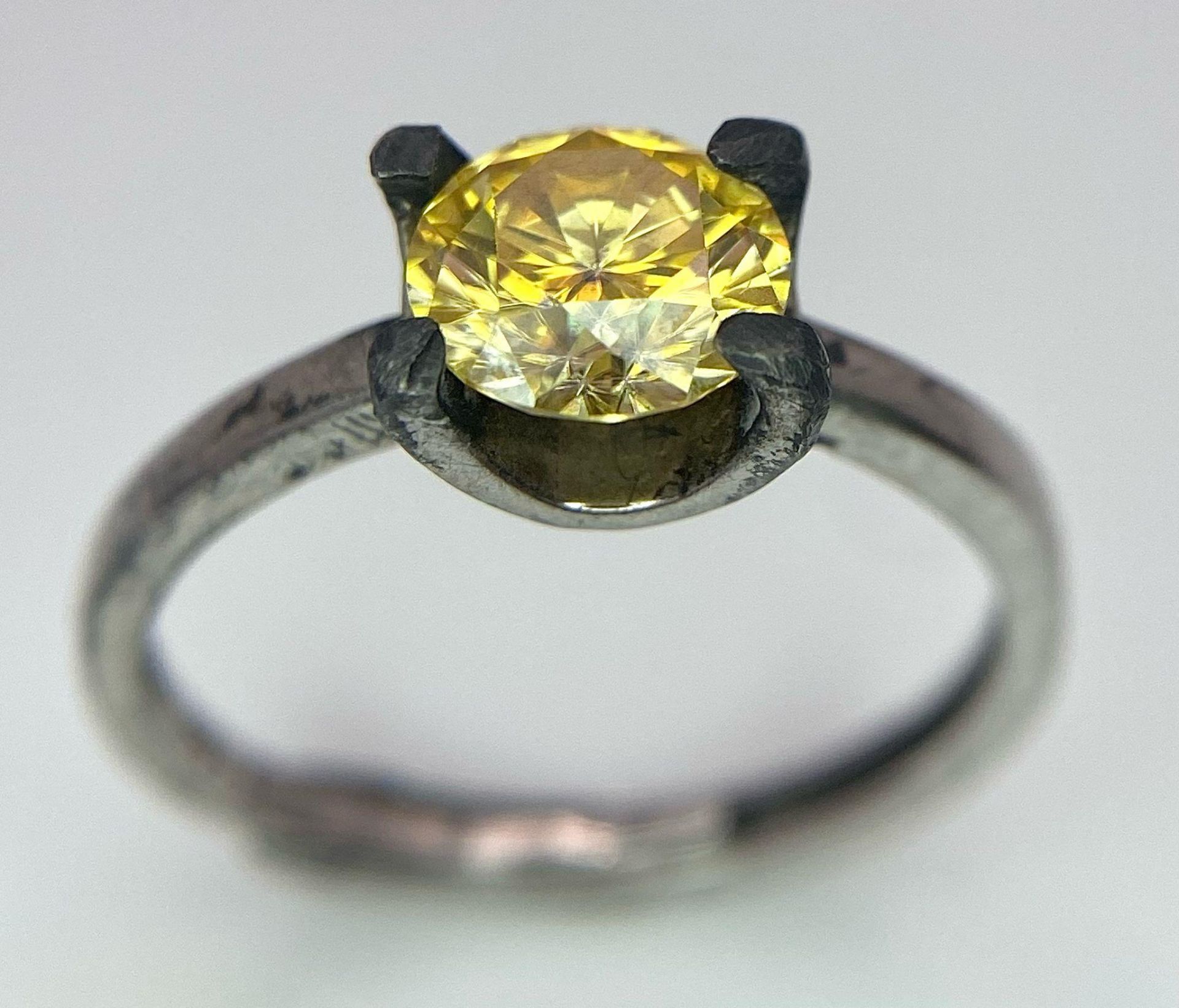 A 1ct Yellow Moissanite Solitaire Ring - Set in 925 Silver. Comes with a GRA certificate. Size L. - Bild 3 aus 13