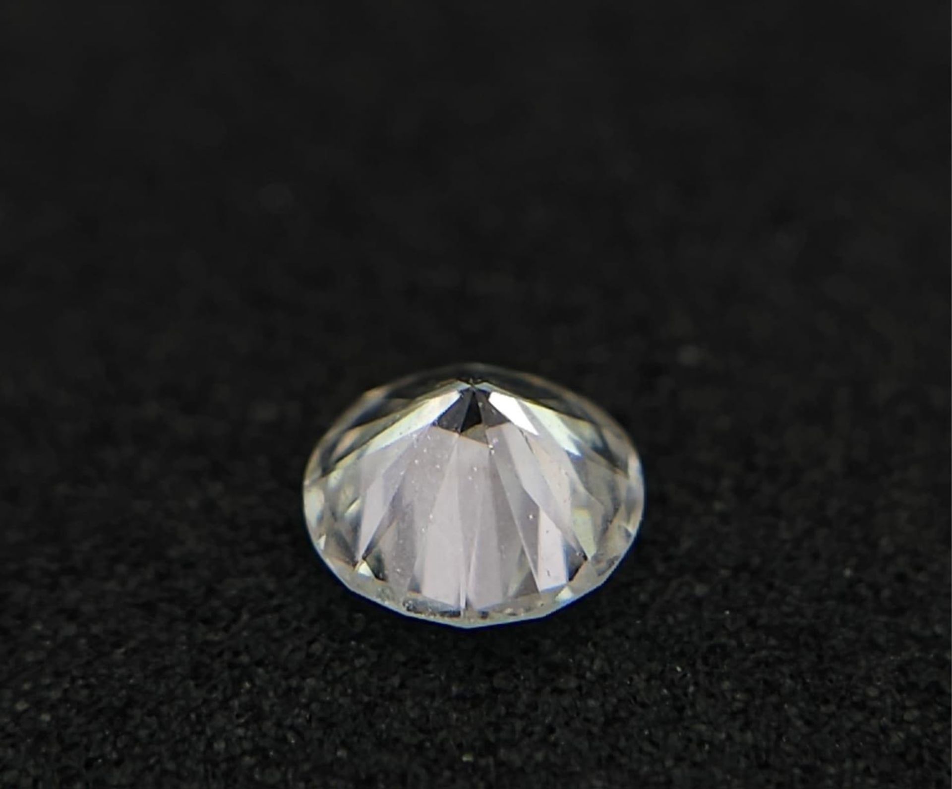 A ROUND BRILLIANT CUT DIAMOND . 30cts S12 COLOUR H - Bild 5 aus 10