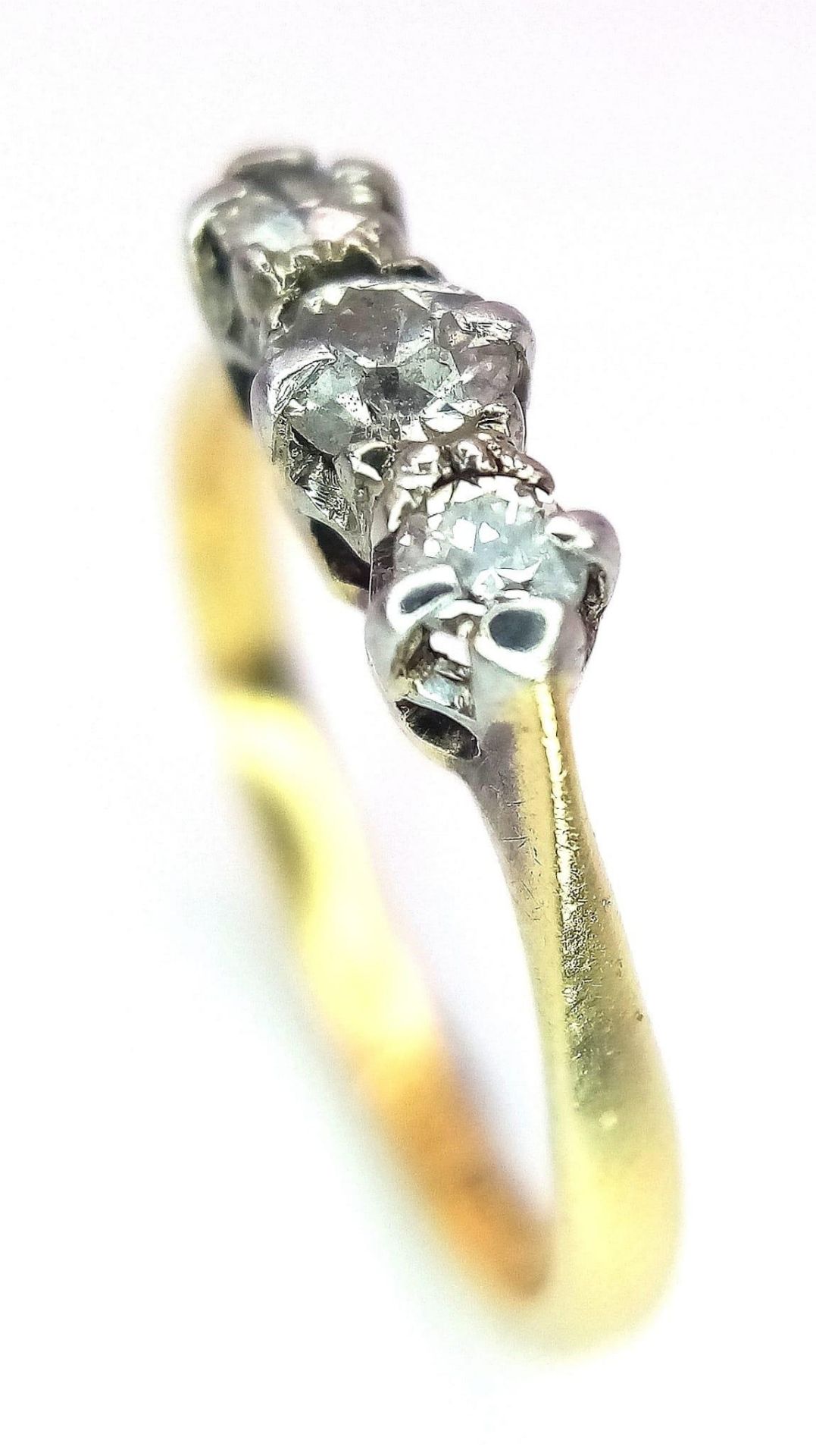 18K Yellow Gold Diamond Trilogy Ring, 0.25ct diamond weight, 2.2g total weight, size I - Bild 2 aus 6