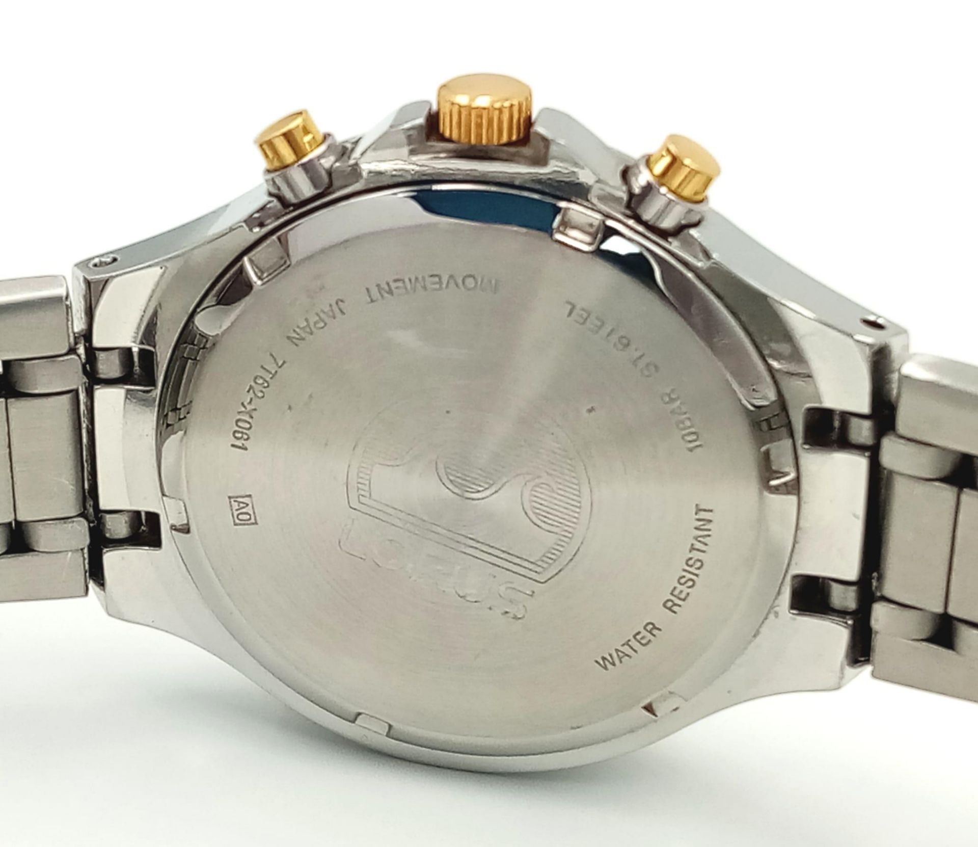A Two-Tone B-Metal Quartz Chronograph Date Watch by Lorus. 41mm Including Crown. New Battery - Bild 5 aus 6