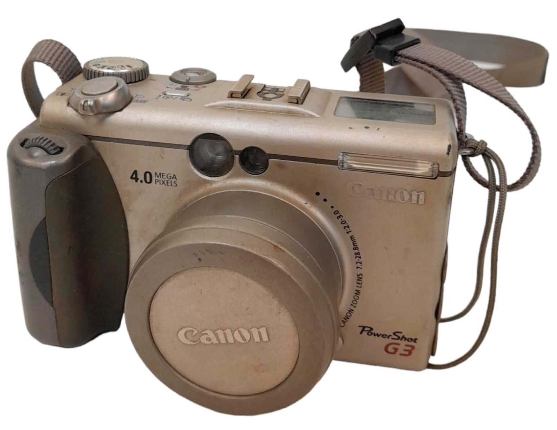 A Selection of Vintage 35mm and Digital Cameras - Please see photos for finer details. A/F. - Image 6 of 14