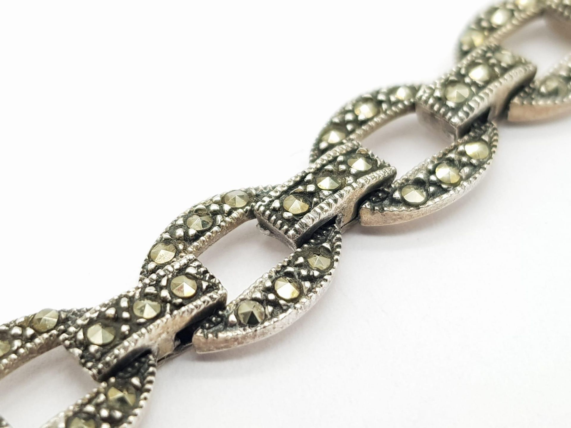 A 925 silver Marcasite link bracelet. Total weight 14.4G. Total length 19cm. - Bild 5 aus 9