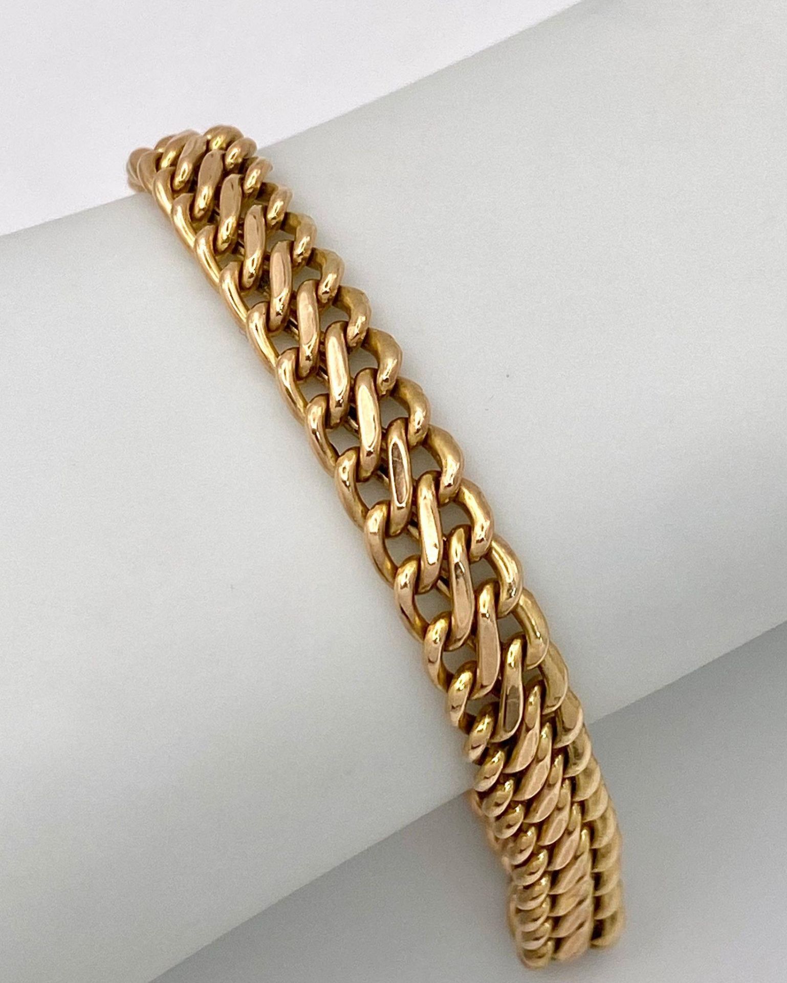 A 9K Yellow Gold Double Curb Link Bracelet. 18cm. 7.74g weight. - Image 2 of 6