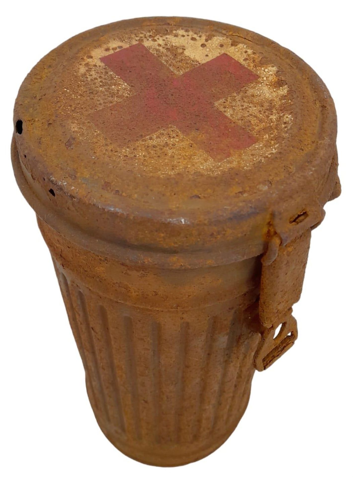 Semi Relic WW2 German Medics Gas Mask Canister. With remains of Normandy Camouflage - Image 5 of 9