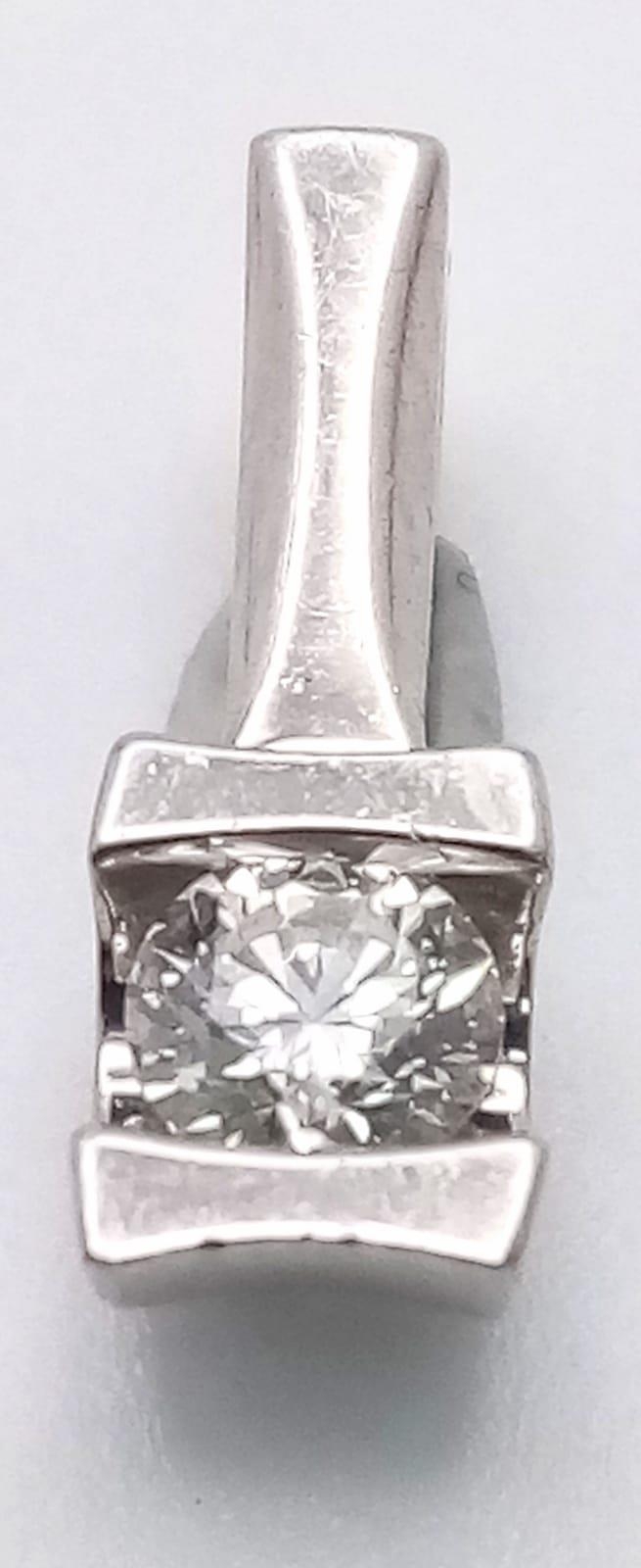 A SPARKLING 18K PLATINUM DIAMOND SOLITAIRE DROP PENDANT, WITH APPROX 0.24CT ROUND BRILLIANT CUT - Image 2 of 8