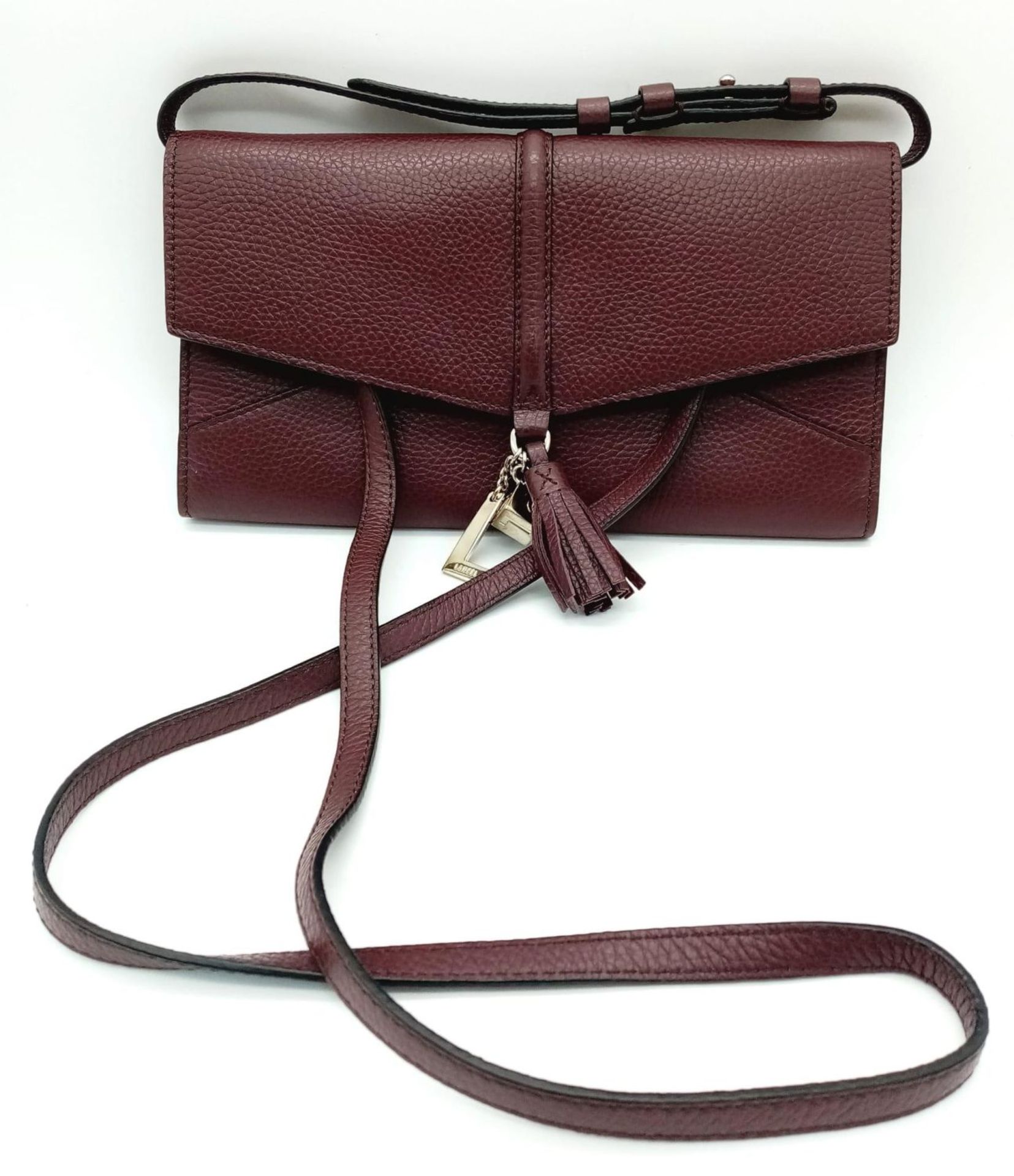A Lance Burgundy Leather Hand/Shoulder Flap Bag. Textured leather exterior. Soft red textile - Bild 5 aus 16