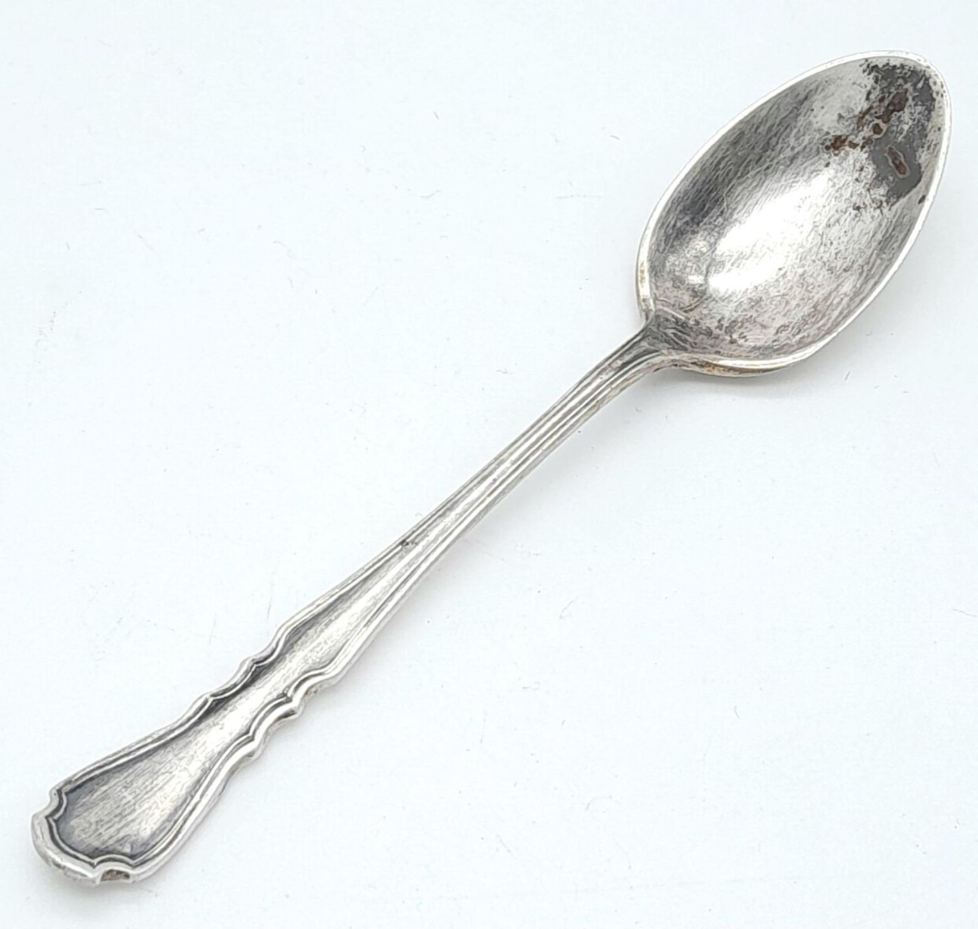 An antique sterling silver teaspoon with full Sheffield hallmarks, 1919. Total weight 14.6G. Total - Bild 3 aus 10