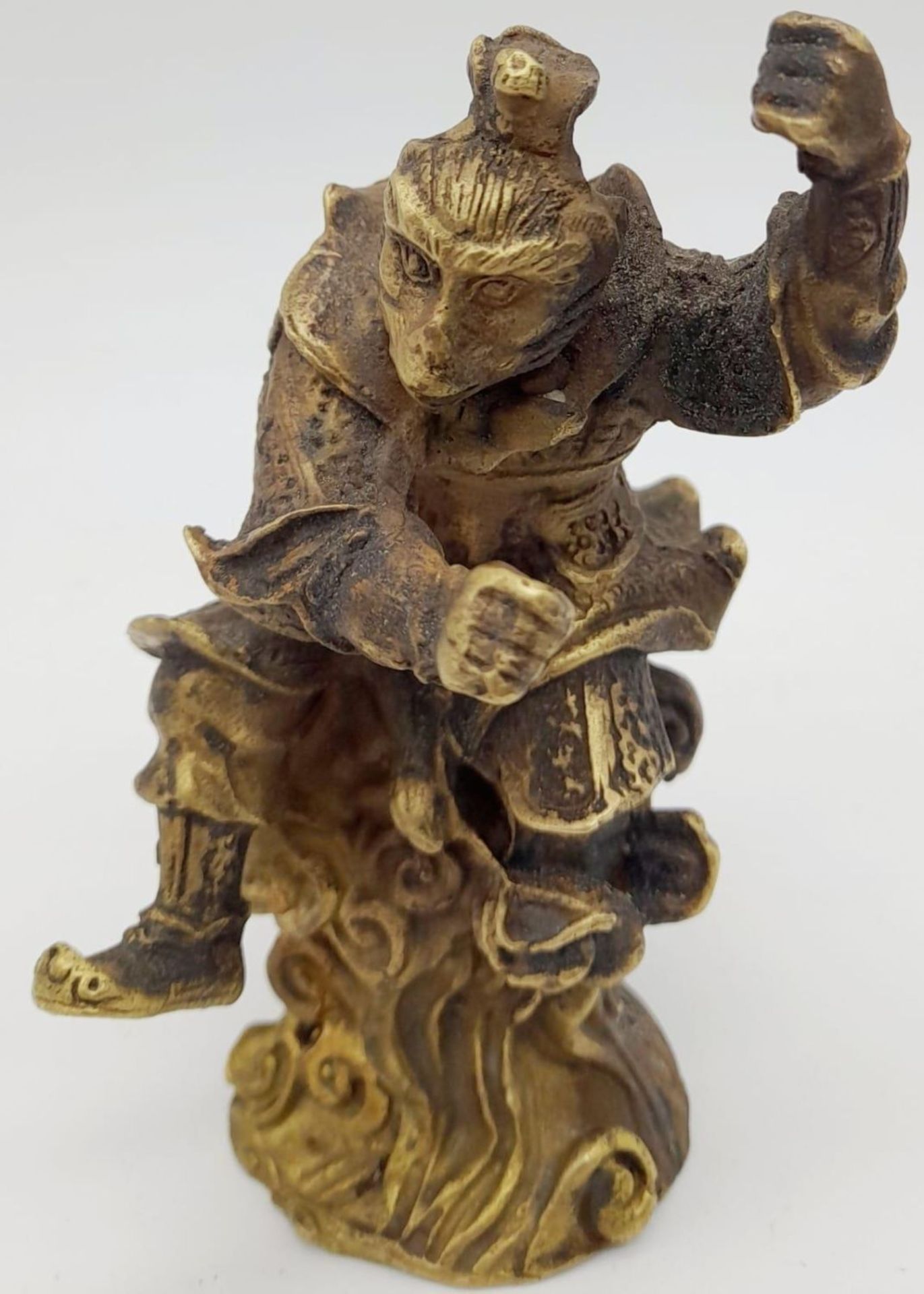 An Antique (Mid 19th Century) Chinese Monkey God Bronze Figure. Excellent casting and detail. - Image 2 of 7