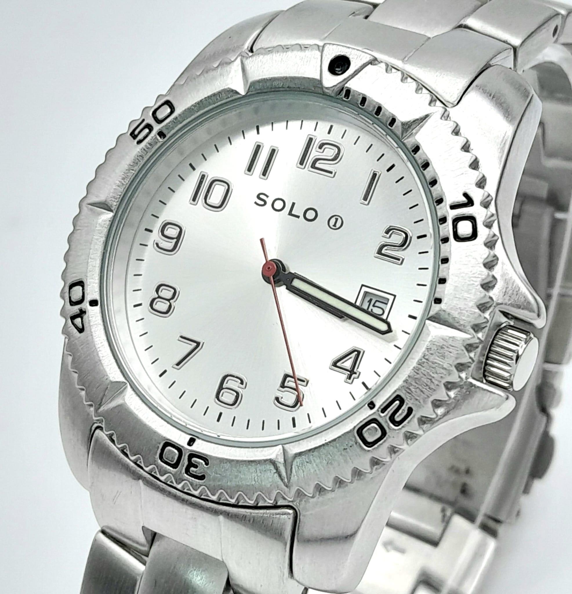 A Men’s Stainless Steel Date Watch by Solo. 42mm Case. New Battery Fitted April 2024. Comes with its - Image 2 of 15