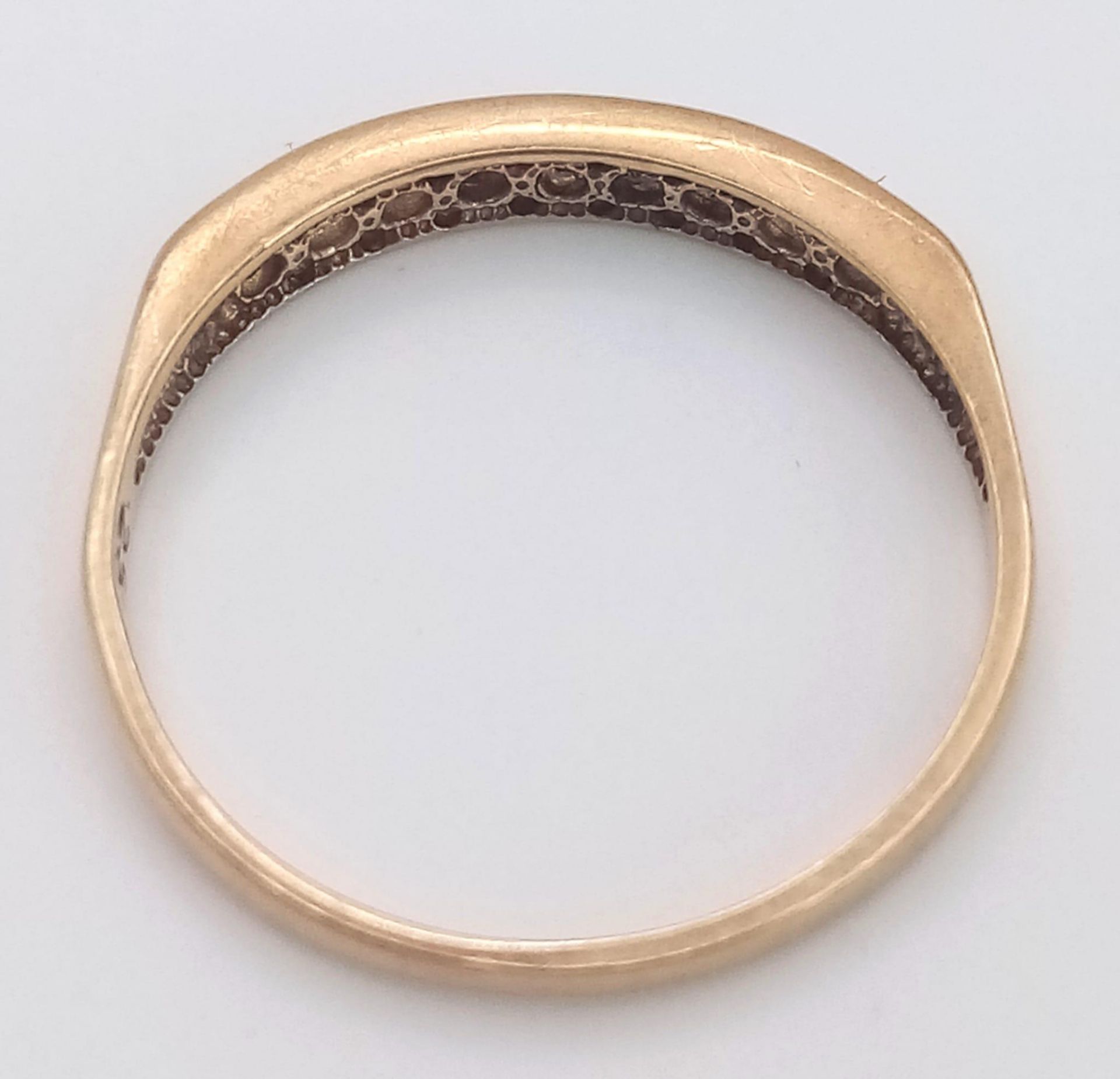 A 9K Yellow Gold Diamond Half Eternity Ring. 0.25ctw, Size P, 1.2g total weight. Ref: SC 7063 - Image 3 of 4