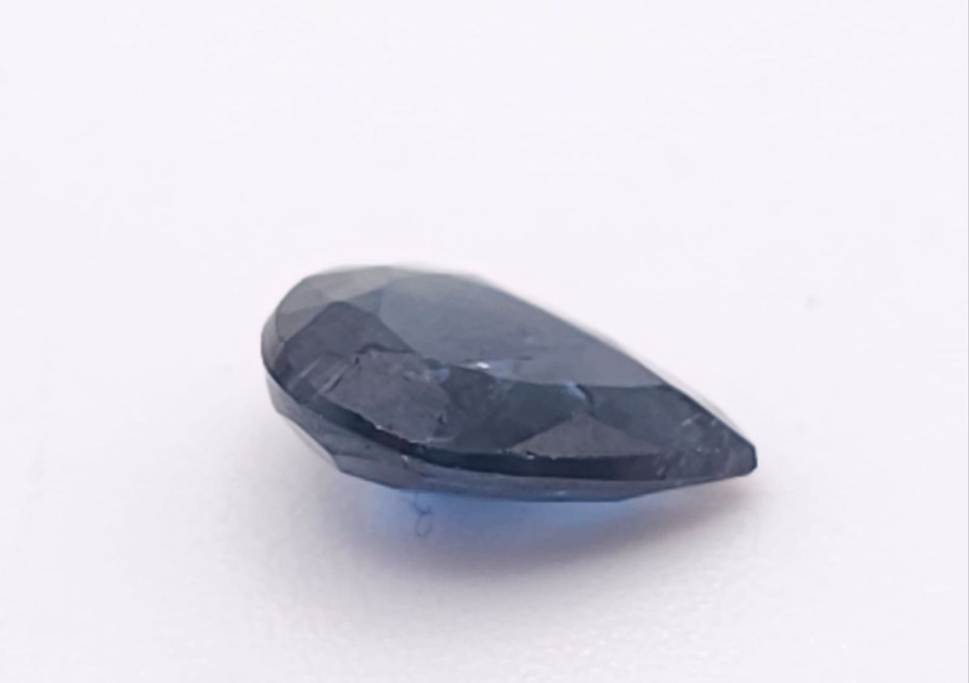 A 0.87ct Madagascar Natural Blue Sapphire, in the Pear Shape. Comes with the CGI Certificate. ref: - Bild 3 aus 5