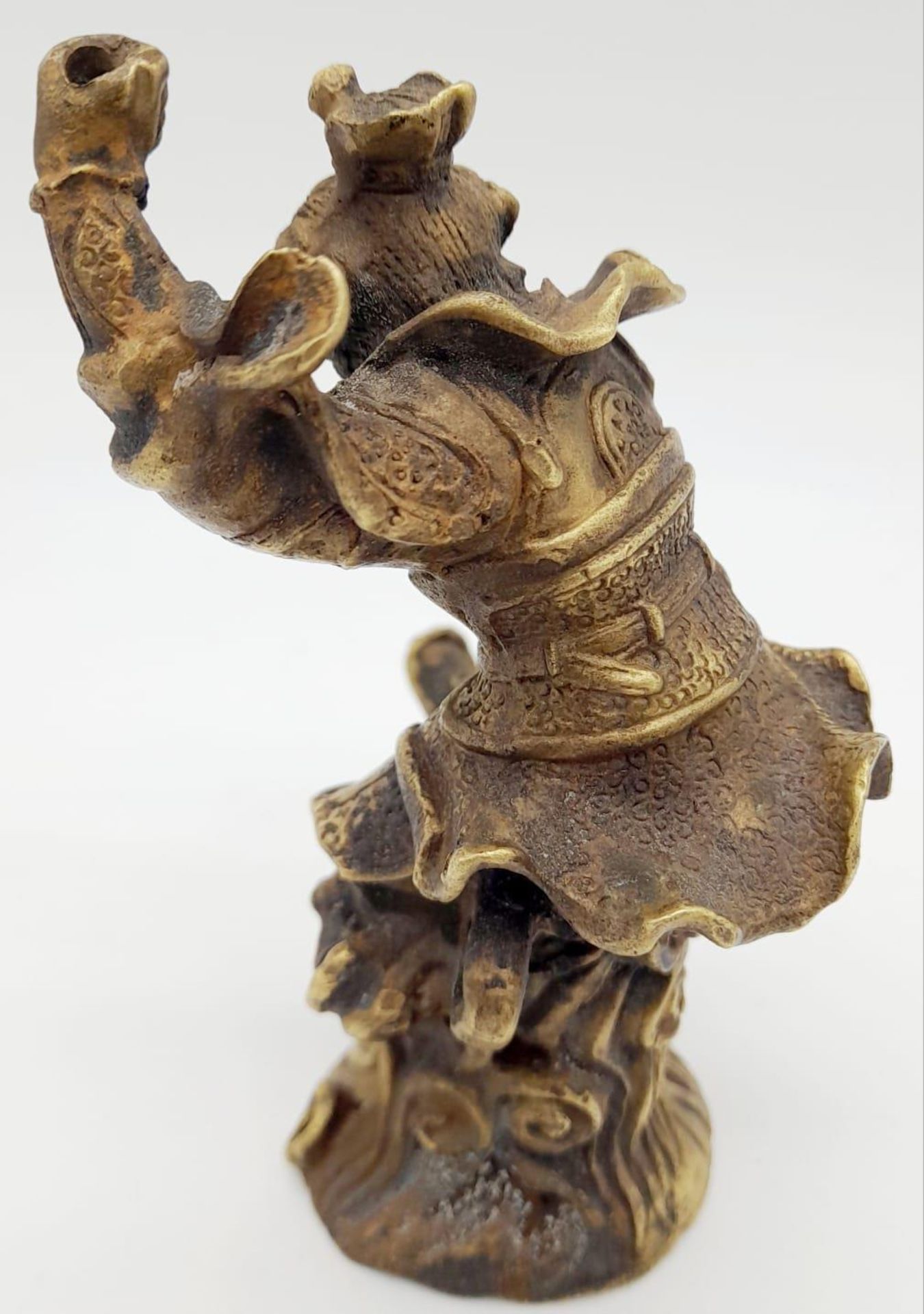 An Antique (Mid 19th Century) Chinese Monkey God Bronze Figure. Excellent casting and detail. - Image 5 of 7