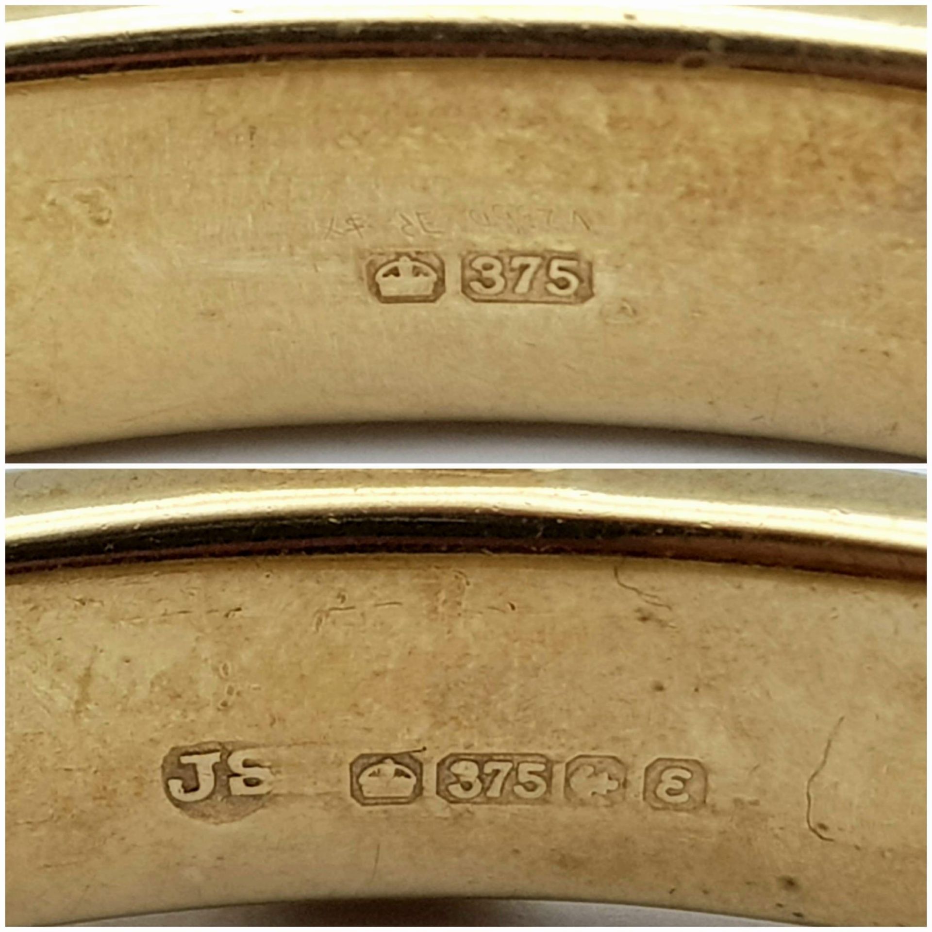 A Vintage 9K Yellow Gold Bangle. Belt buckle design. Clip open function. 6cm inner diameter. 15.7g - Bild 6 aus 6