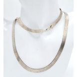 A Vintage Long 925 Silver Herringbone Necklace. 74cm. 34g