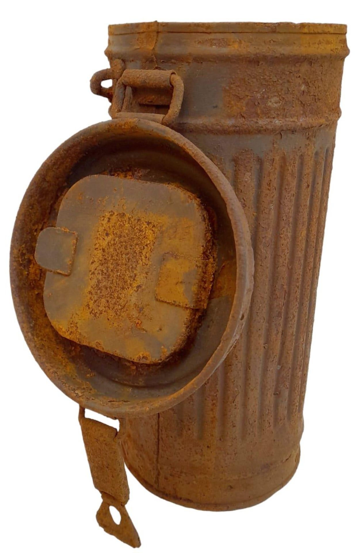 Semi Relic WW2 German Medics Gas Mask Canister. With remains of Normandy Camouflage - Image 9 of 9