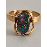 Stunning 9 carat GOLD, BLACK OPAL RING. Having a Black Fire Streak Opal set to top in Cathedral