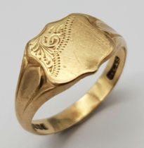 A Vintage 9K Yellow Gold Signet Ring. Full UK hallmarks. Size R. 3.94g weight.