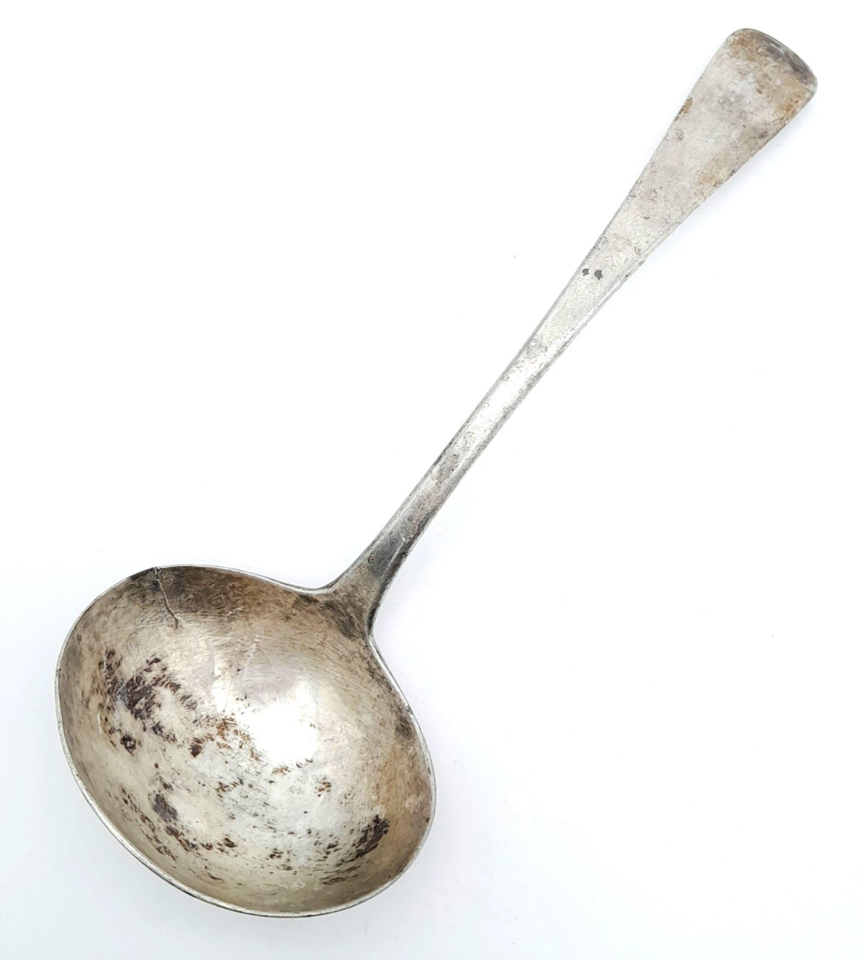 An antique Georgian sterling silver ladle with full London hallmarks, 1804. Total weight 43G.