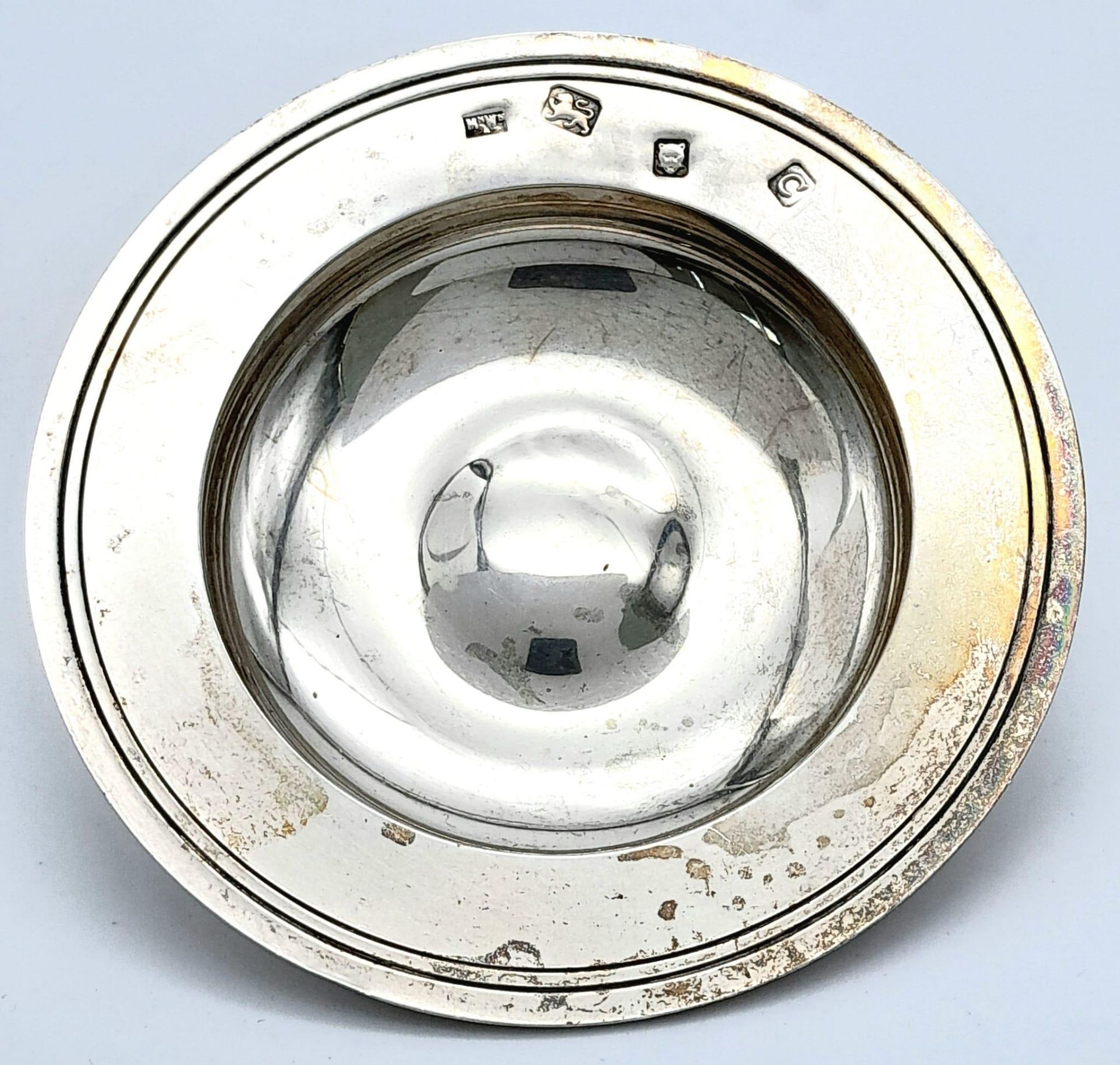 A vintage sterling silver Armada dish with full London hallmarks, 1958. Total weight 98.2G. Diameter
