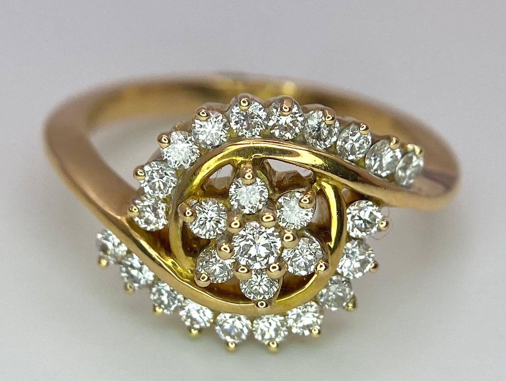 An attractive 14K Yellow Gold (tested as) Diamond Swirl Ring, 0.55ct diamond weight, 4.6g total - Bild 4 aus 6