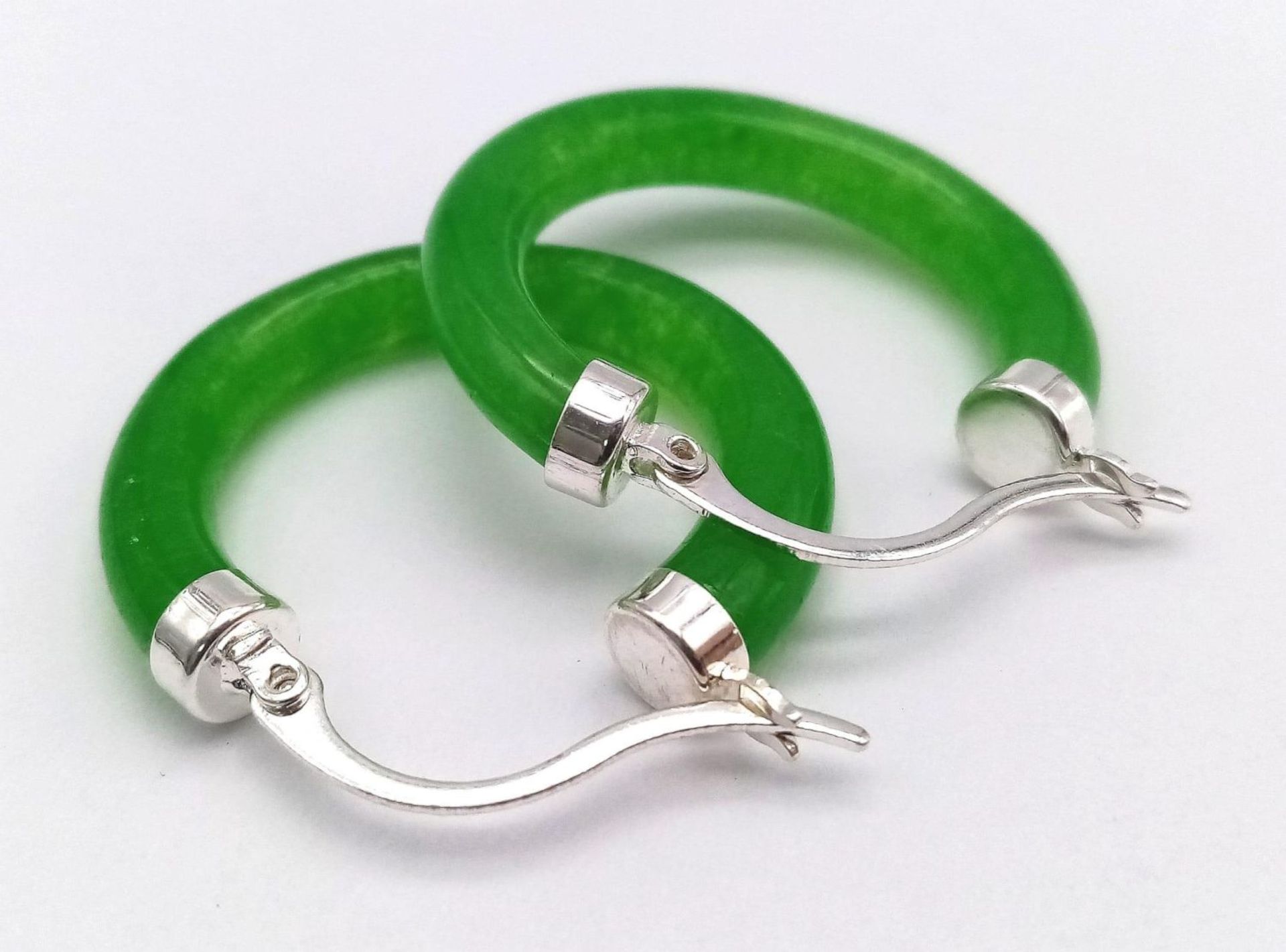 A Pair of Green Jade Hoop Earrings. - Image 2 of 4