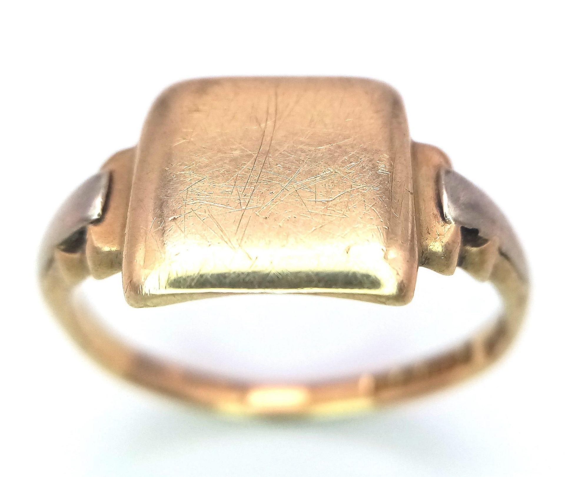 A Vintage 9K Yellow Gold Signet Ring. Size S. 3.7g weight. - Bild 5 aus 6