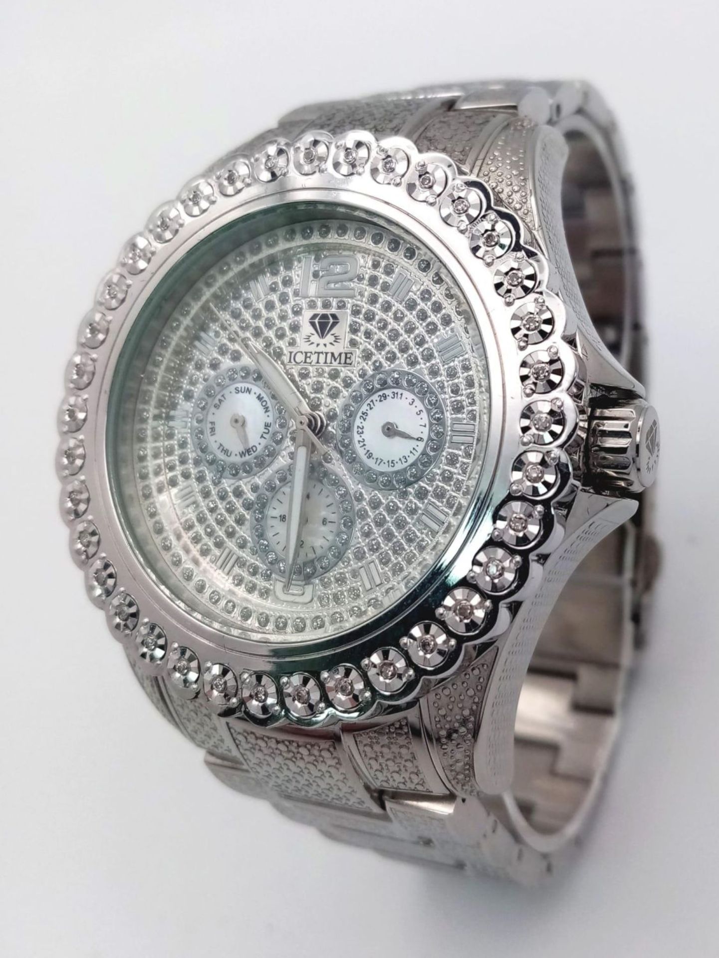 An Icetime Diamond Quartz Gents Watch. Stainless steel bracelet and case - 47mm. White stone - Image 3 of 8