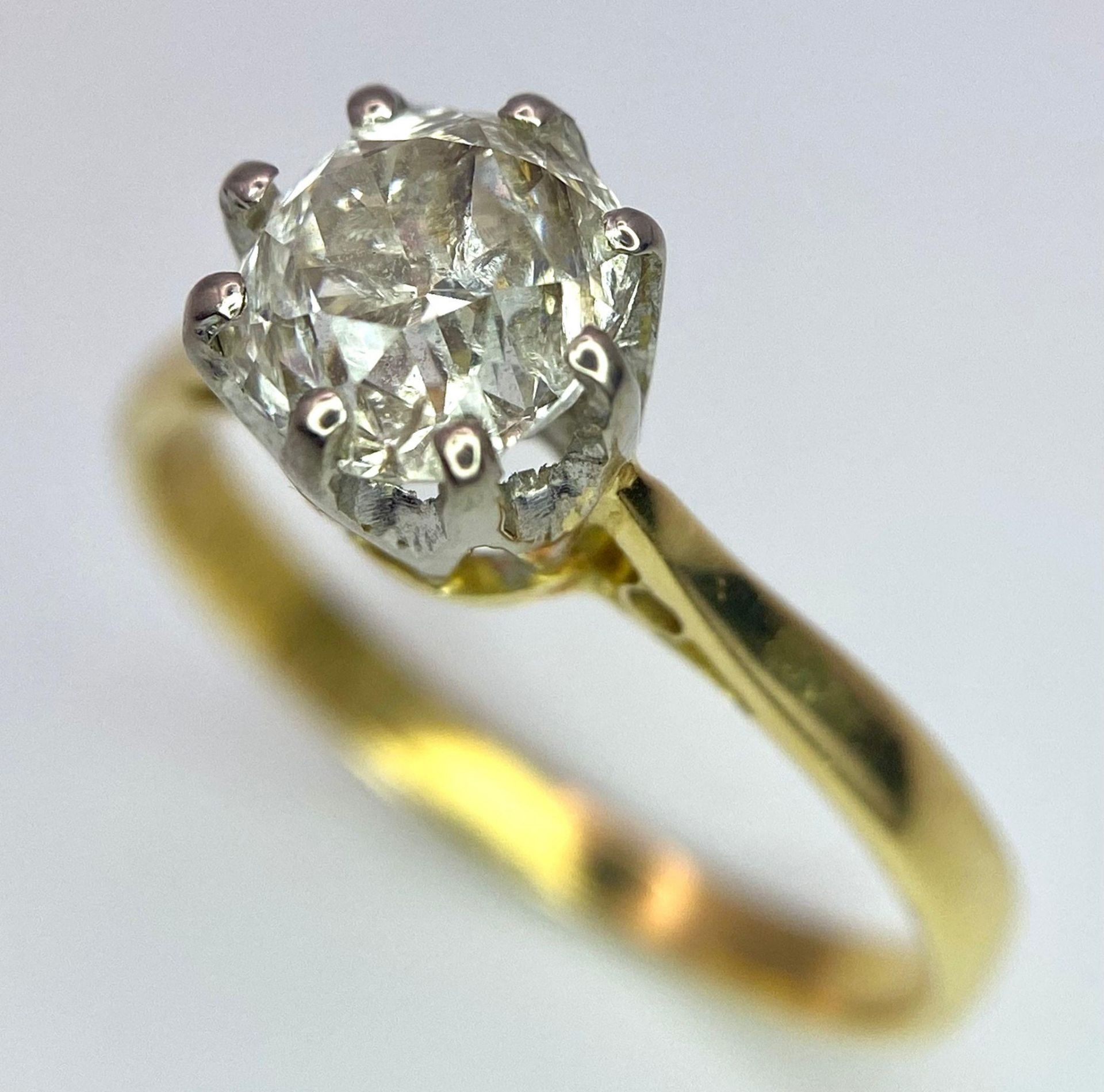 An 18K Yellow Gold Diamond Solitaire Ring. 1ct brilliant round cut diamond. Size N. 2.57g total - Image 3 of 7