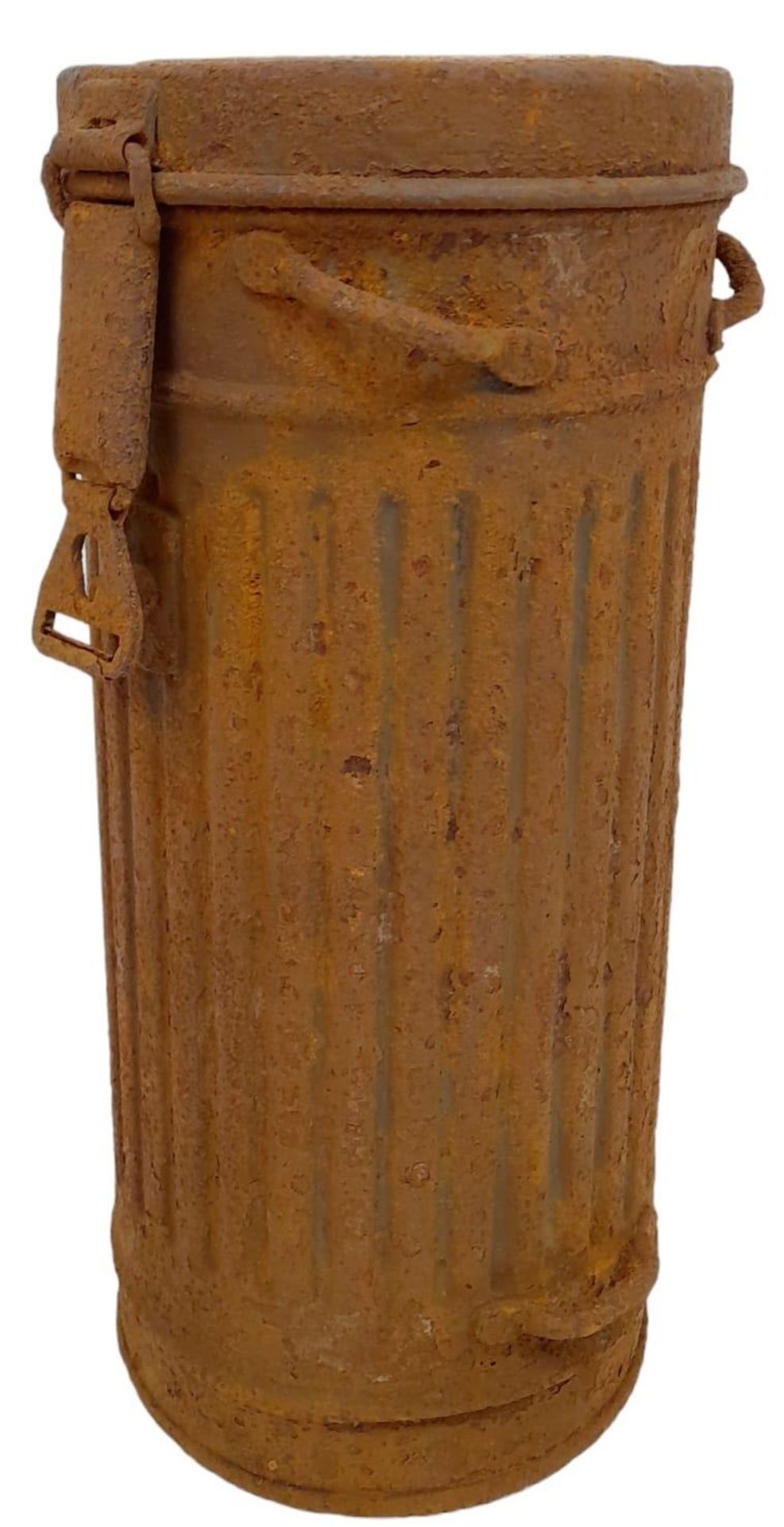 Semi Relic WW2 German Medics Gas Mask Canister. With remains of Normandy Camouflage - Image 3 of 9
