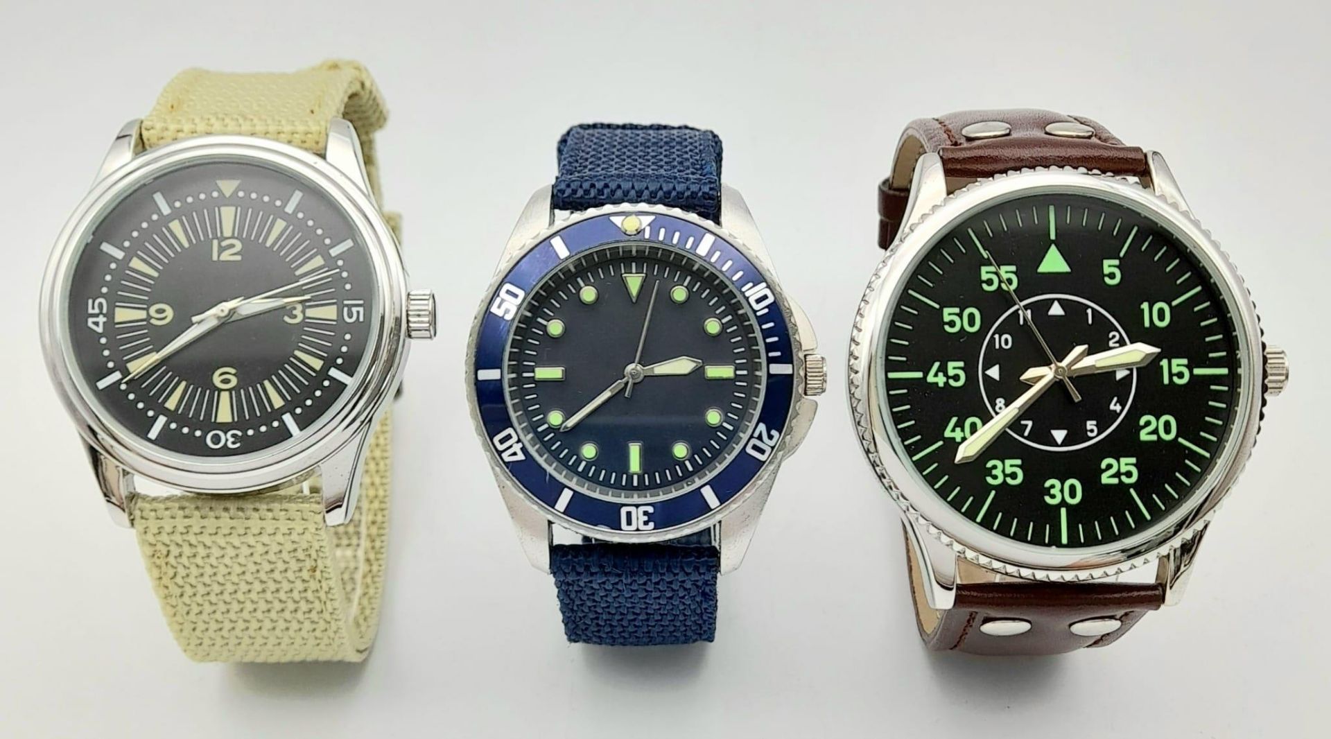 A Parcel of Three Military designed Homage Watches Comprising; 1) Australian Divers Watch (42mm