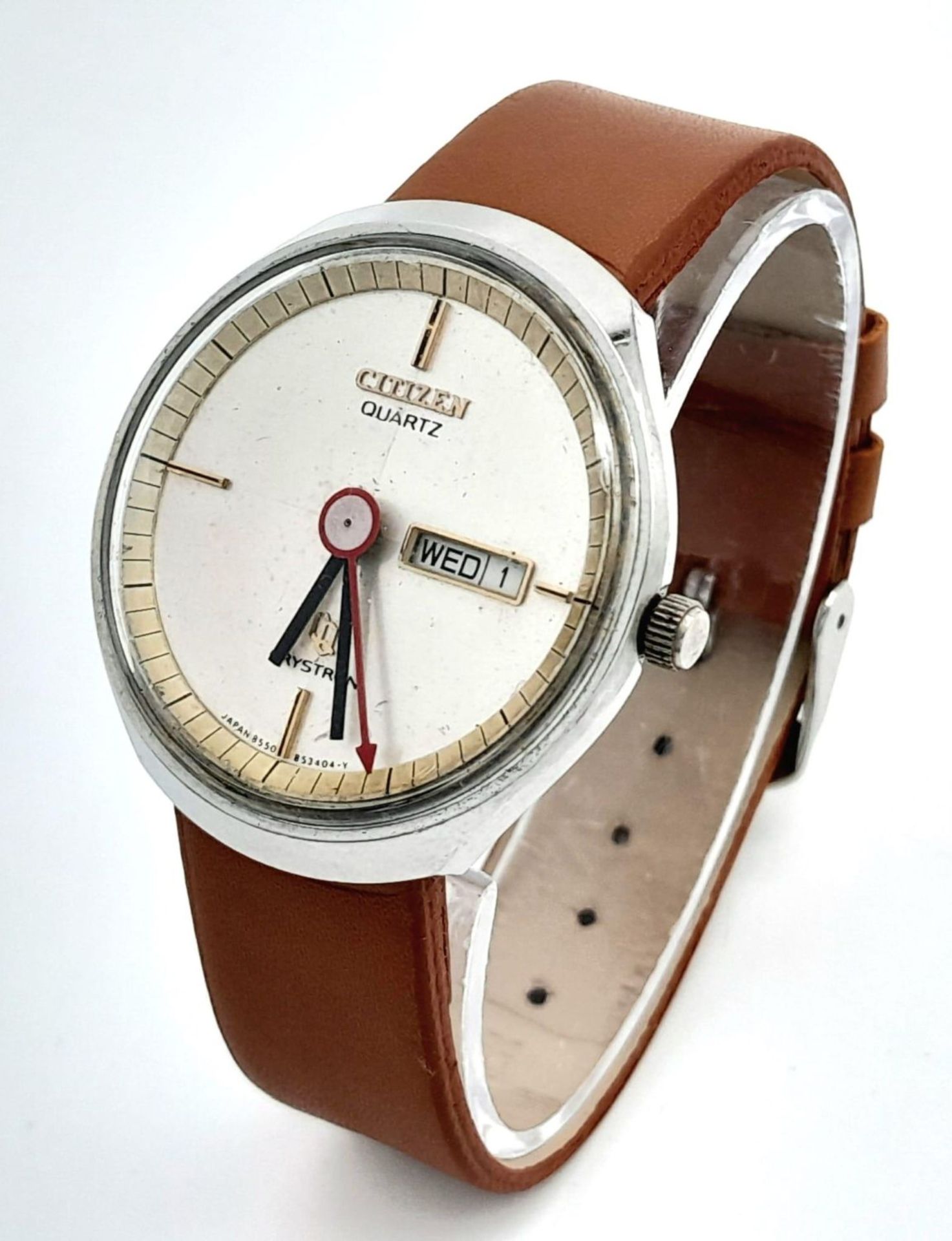 A Vintage Citizen Quartz Gents Watch. Brown leather strap. Stainless steel case - 36mm. Metallic - Image 2 of 7