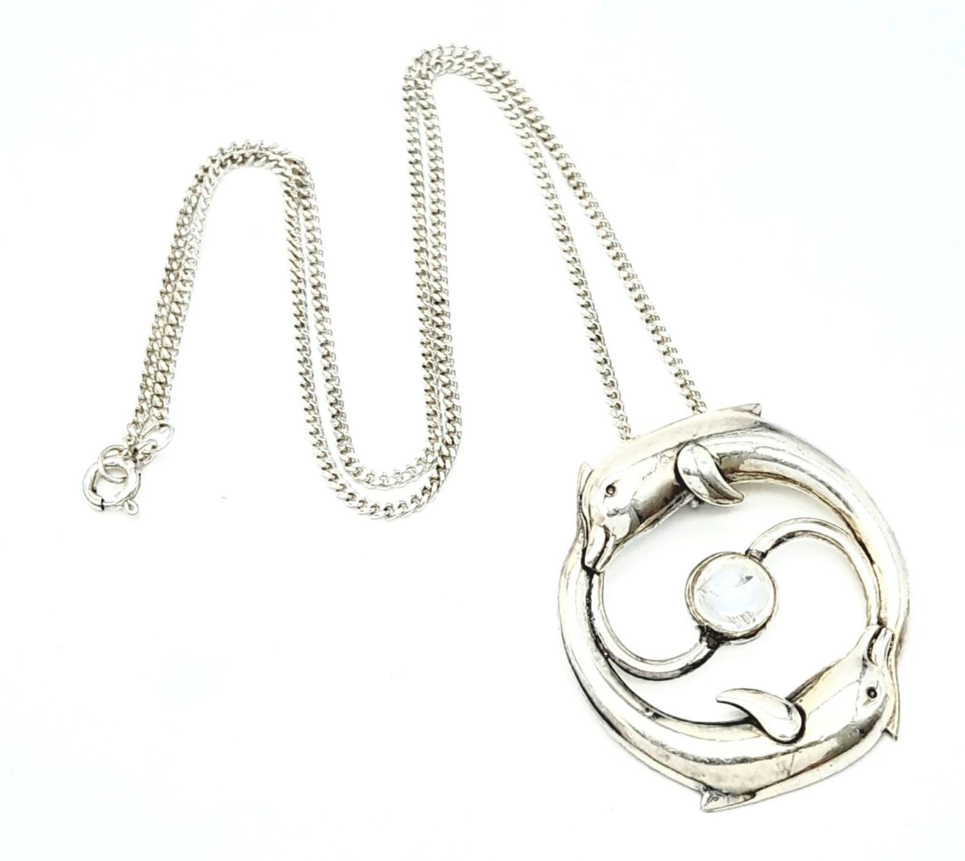 A 985 Silver, Moonstone Set Leaping Dolphin Pendant Necklace. Pendant Measures 3.6cm Length, Set - Image 7 of 10