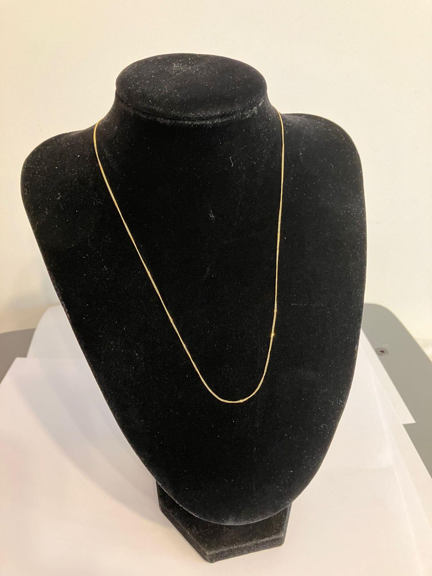 9 carat GOLD Super Fine Necklace. 45 cm. 0.75 grams. - Image 3 of 3