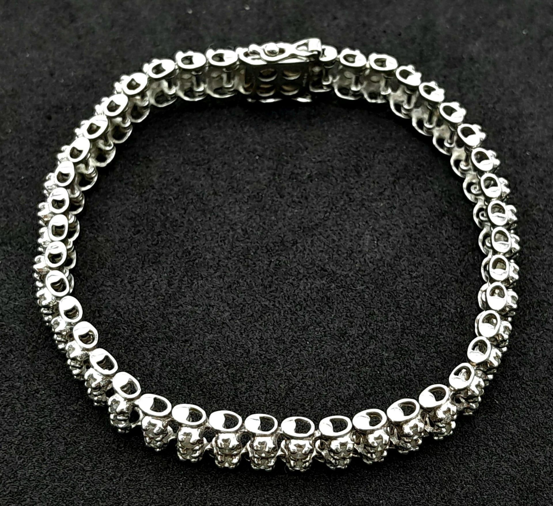 A 9K White Gold Diamond Tennis Bracelet. Two rows of 88 (total) diamonds! 18cm length. 15.3g total - Image 3 of 5