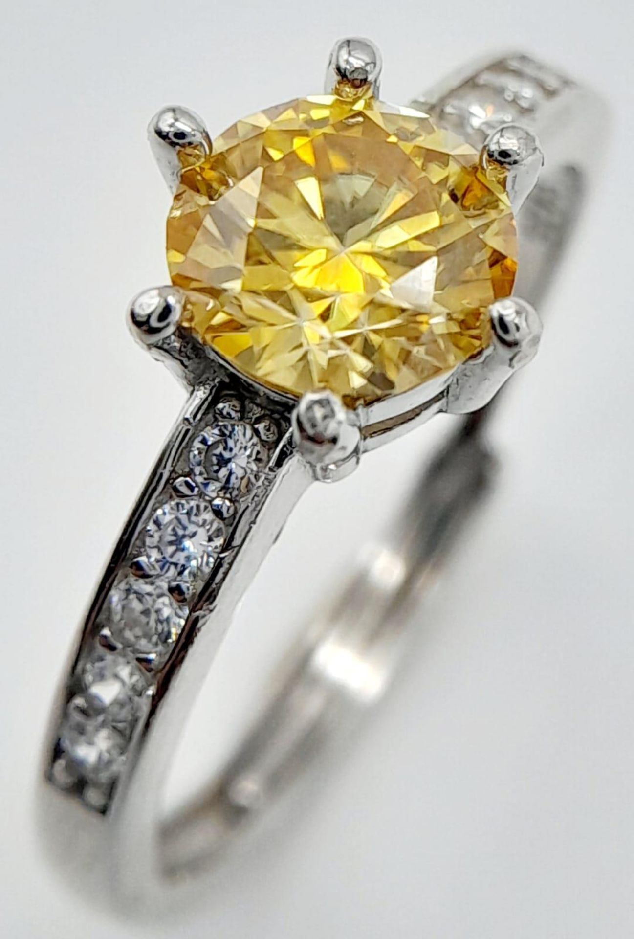 A 1ct Golden Yellow Moissanite Ring set in 925 Silver. Size O. Comes with a GRA certificate. - Image 4 of 9