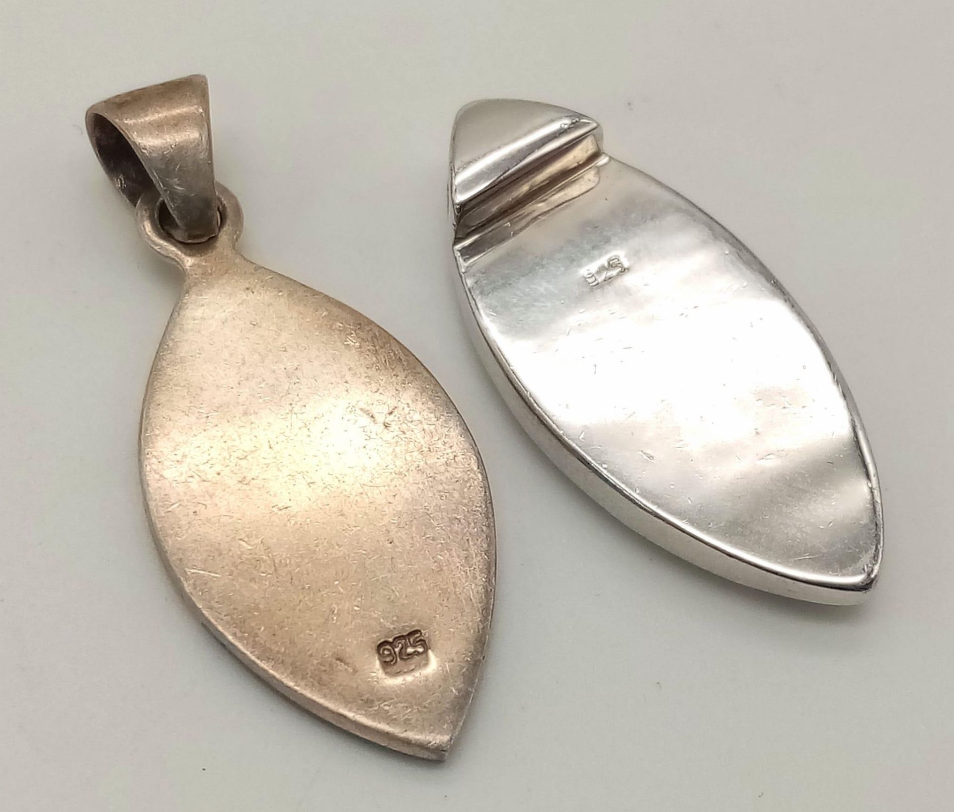 2X VINTAGE STERLING SILVER MOTHER OF PEARL INLAY PENDANTS, WEIGHT 11.3G - Bild 4 aus 8