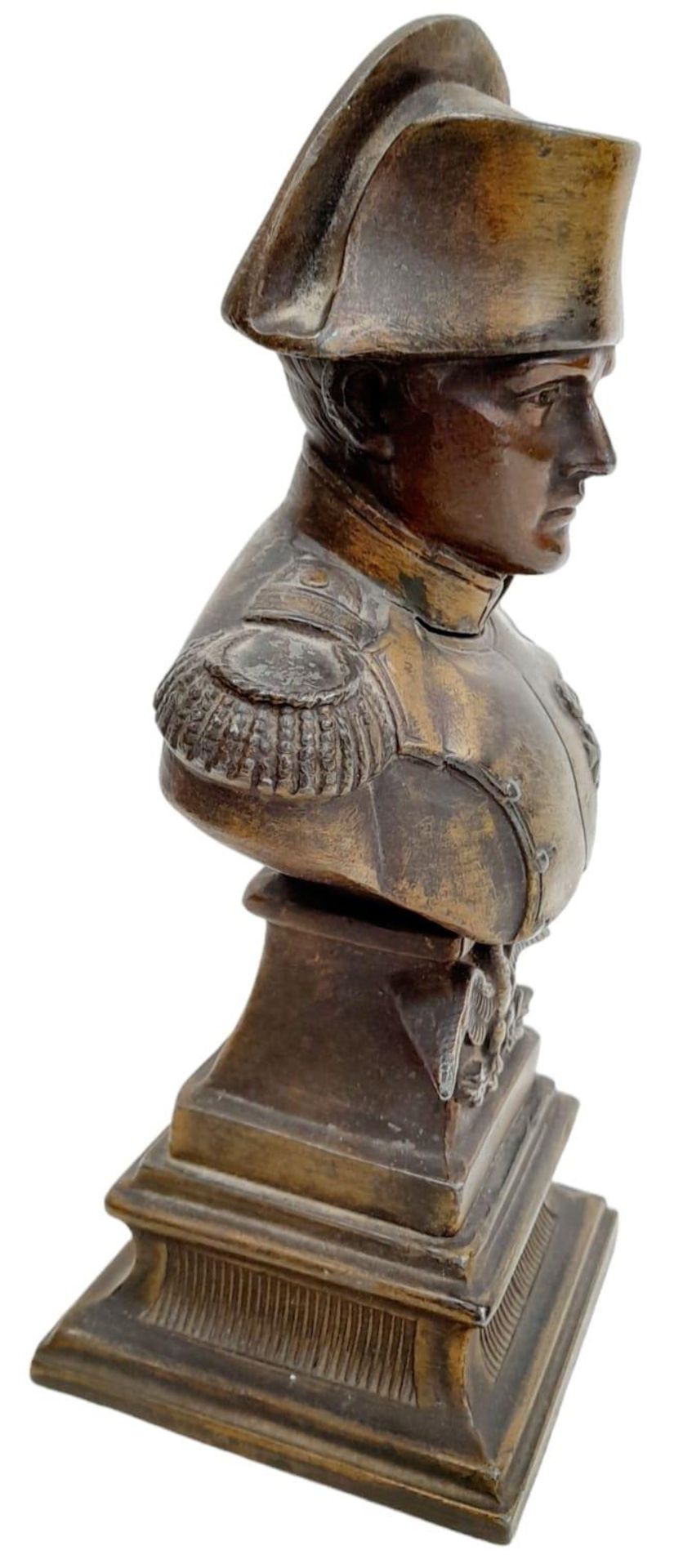 A Vintage or Older Cast Bronze Bust of Napoleon. 22cm Tall. Excellent Condition. - Image 3 of 9