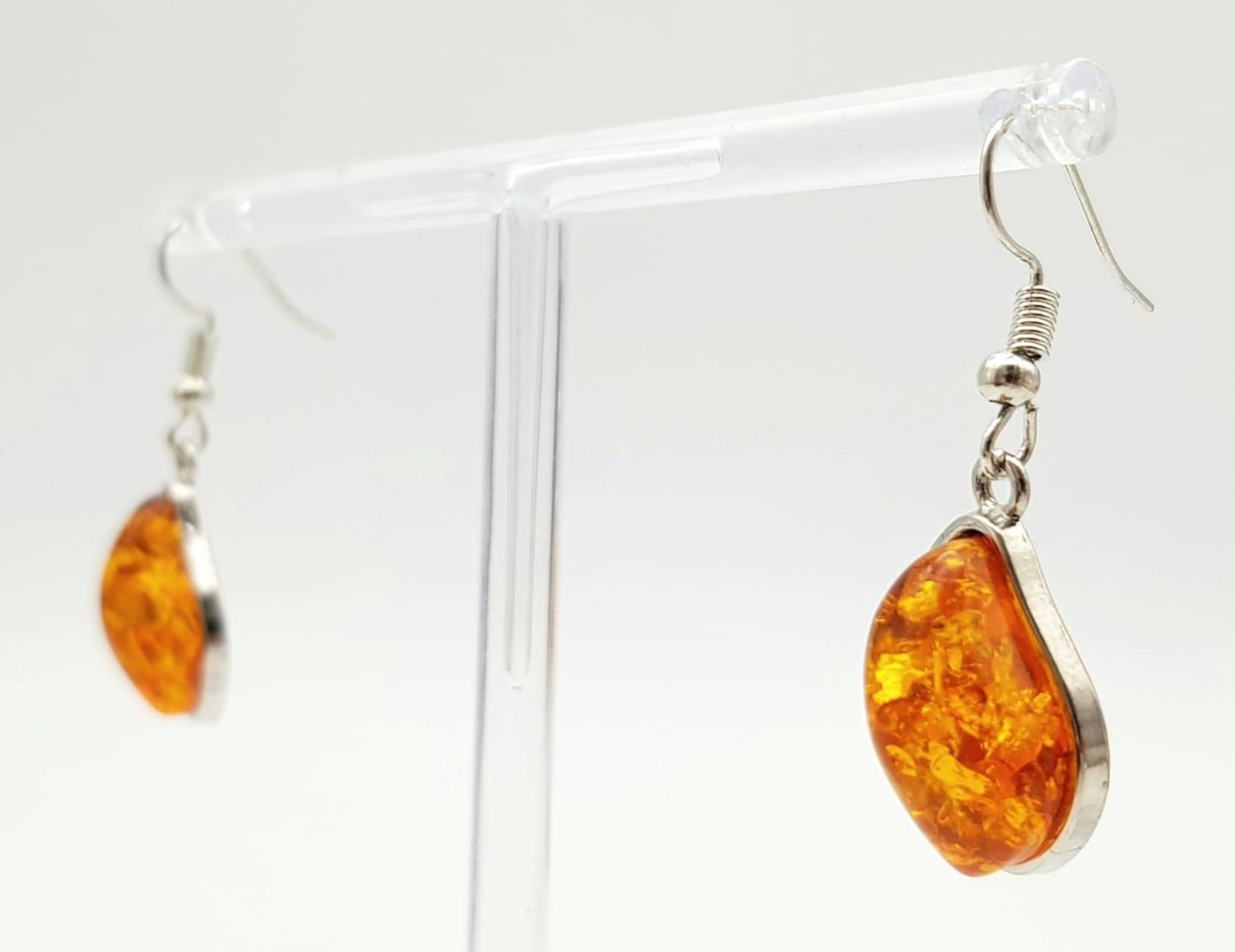 An amber bracelet with matching earrings set in a presentation box, bracelet length: 20 cm, earrings - Bild 7 aus 12