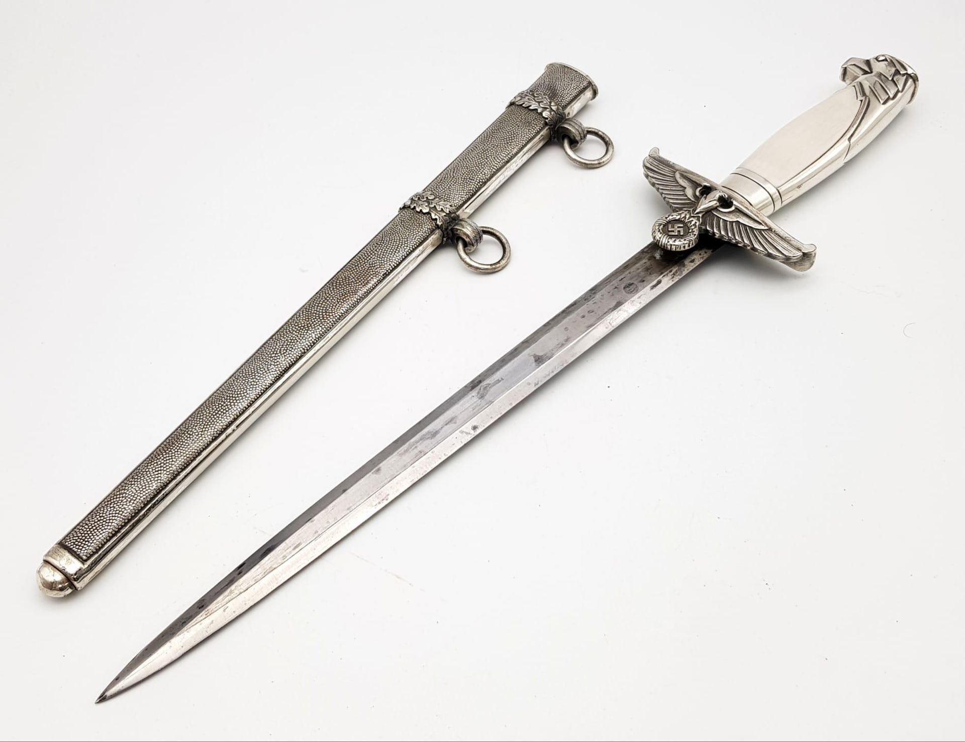 A WW2 German Diplomats Dagger - these stylish daggers had fake mother of pearl handles. This is a