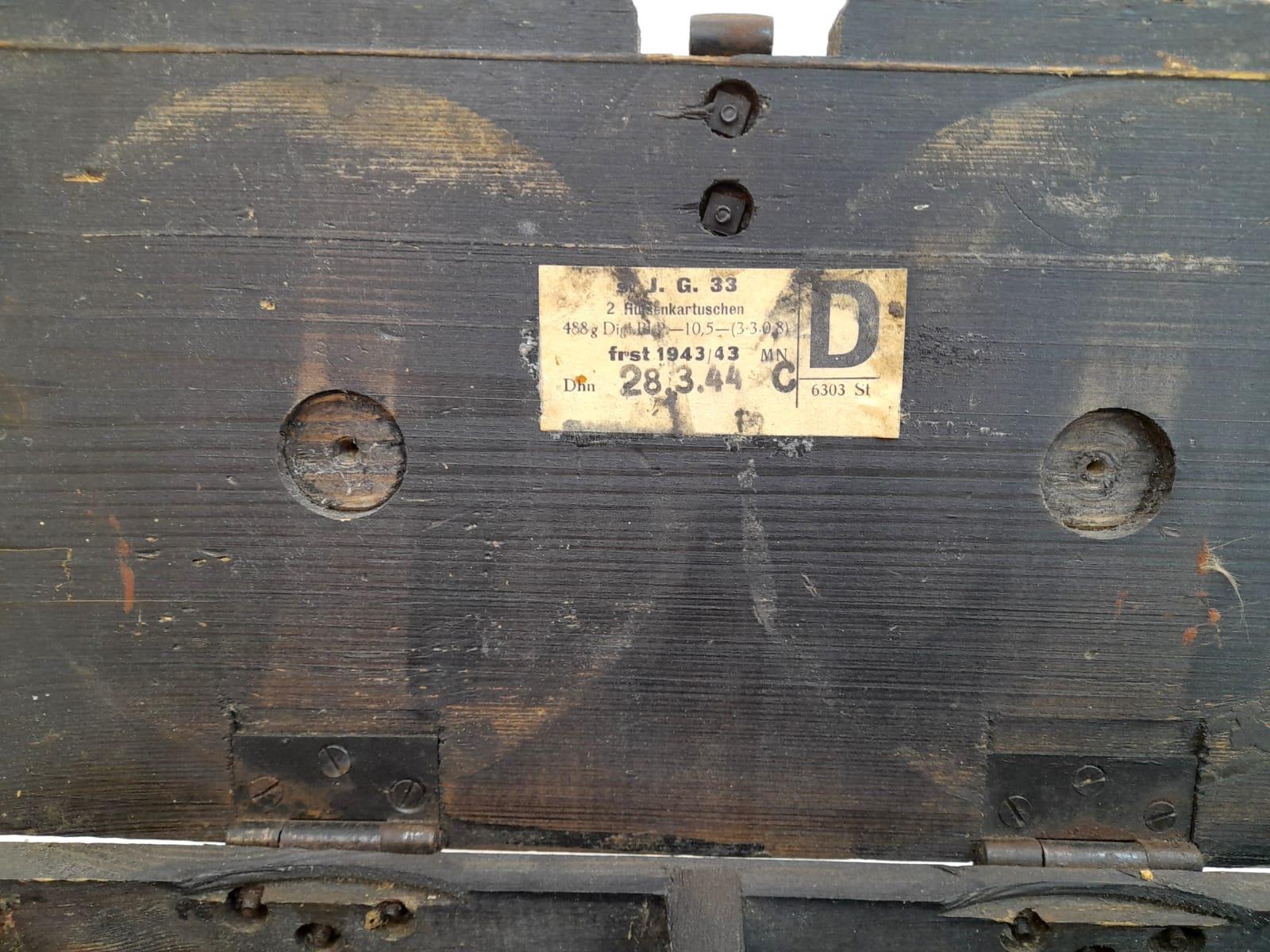 WW2 German 15cm Sig 33 Cartridge Box with original labels, stencils, and internals. - Image 15 of 15
