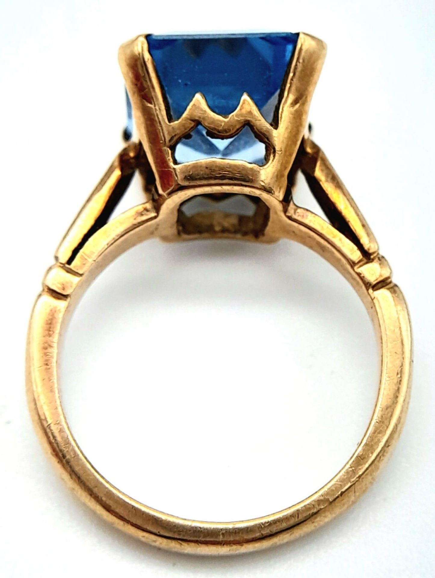 A VINTAGE BLUE STONE DRESS RING . 5gms size K - Bild 5 aus 6