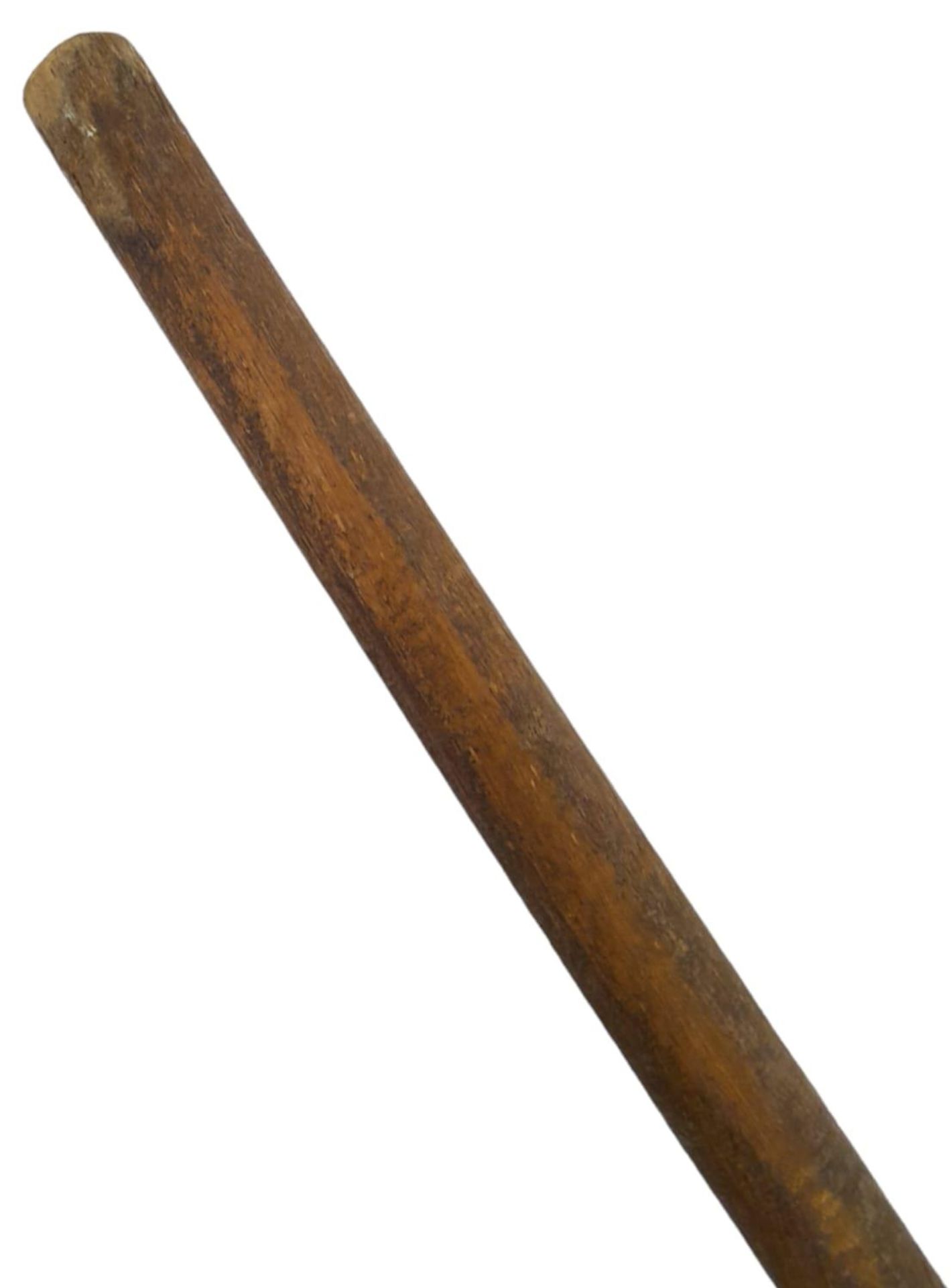 An Antique 19th Century Zulu Assegai. 100cm Length. Possibly Early 20th Century Replcament Shaft. - Bild 4 aus 4