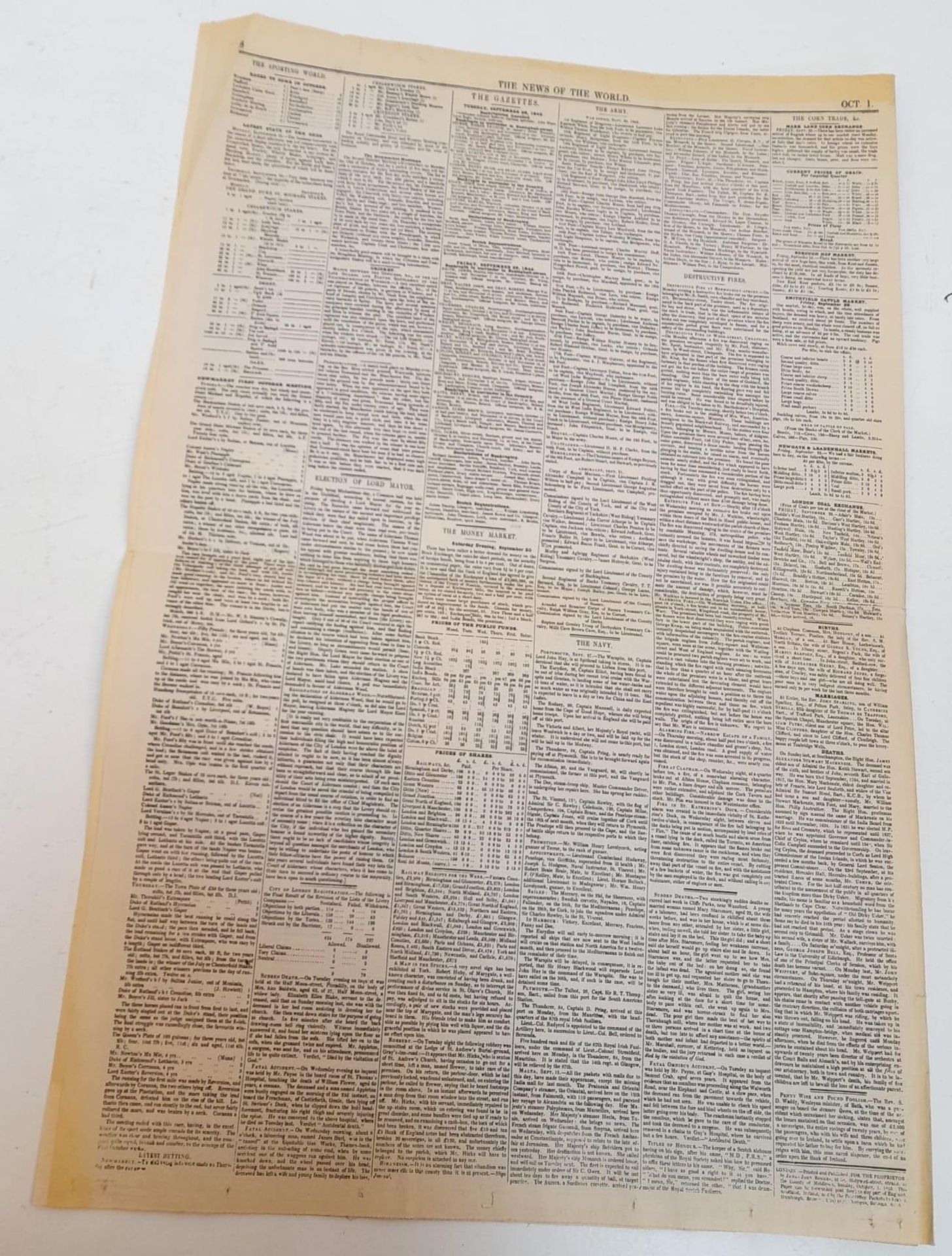 An October 1st 1843, 1st Edition Copy of The News of the World. Found in a North London home in 1966 - Bild 5 aus 5