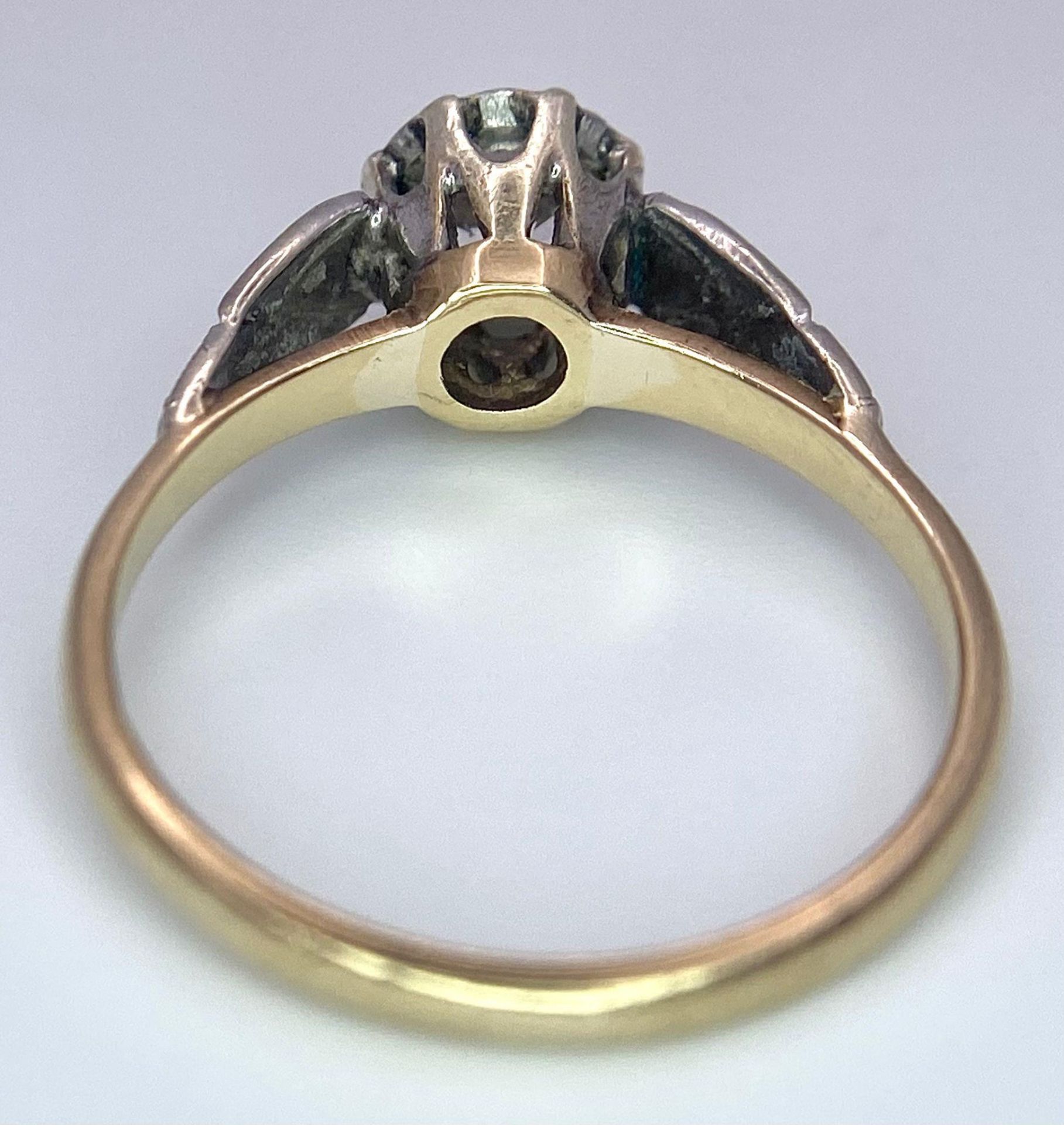 9k yellow gold CZ stone solitaire ring with detailed shoulders, equivalent to 0.25ct stone, 1.8g, - Image 5 of 6